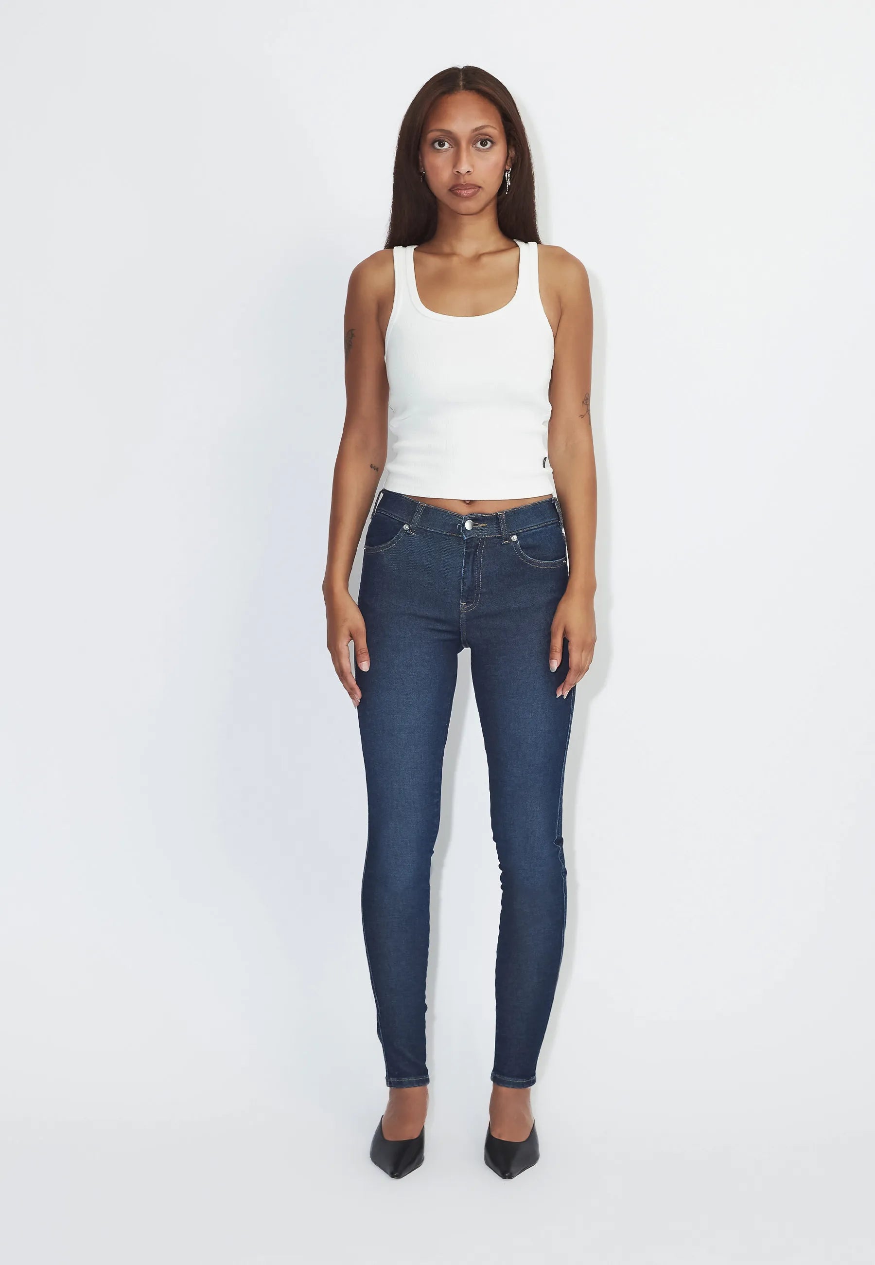 1920101J64_DrDenim_LexyMidSkinny_SheckDarkUsed_Main_W1_3