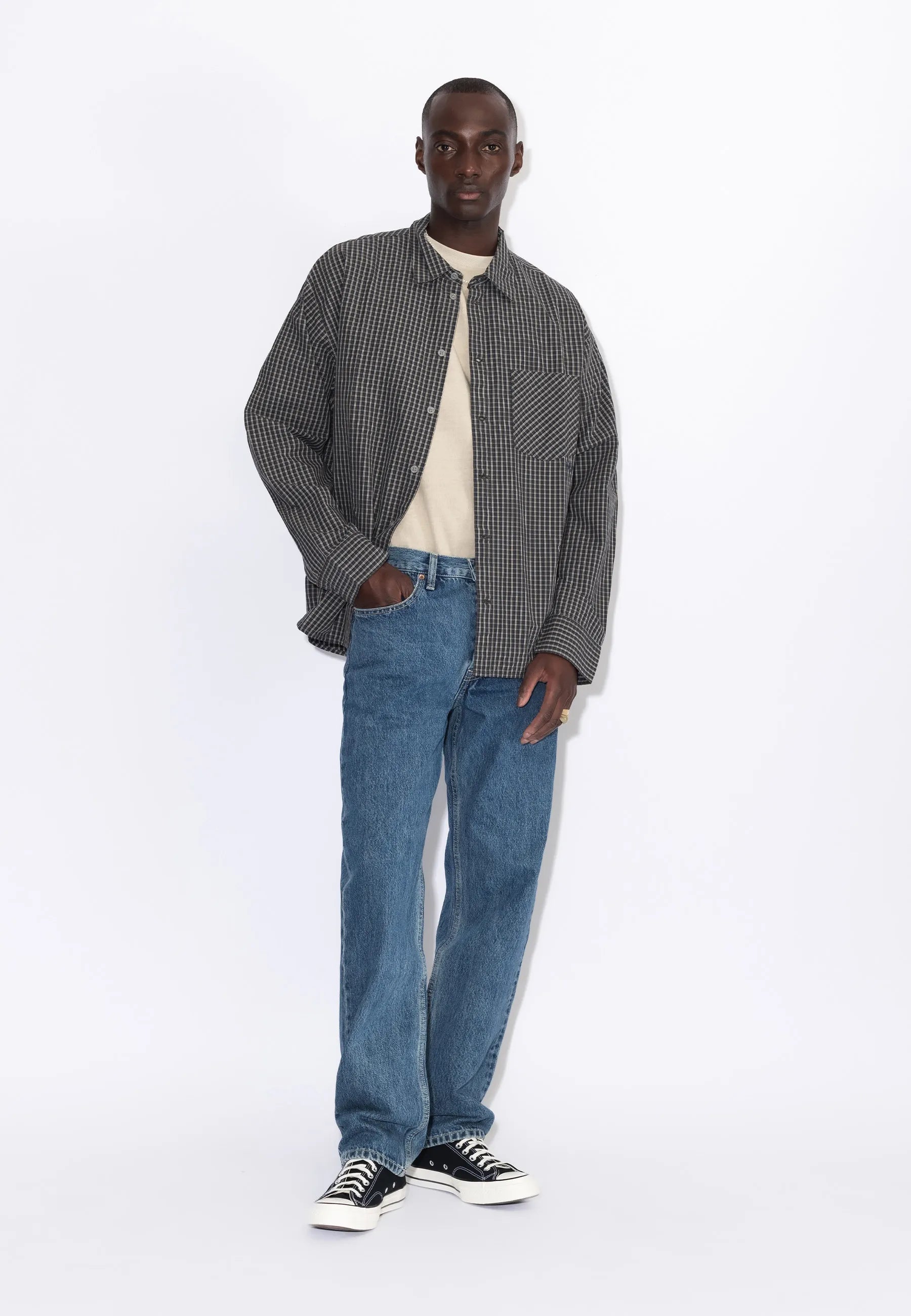 2010110M07_DrDenim_DashStraight_DriftMidRetro_Main_M1_5