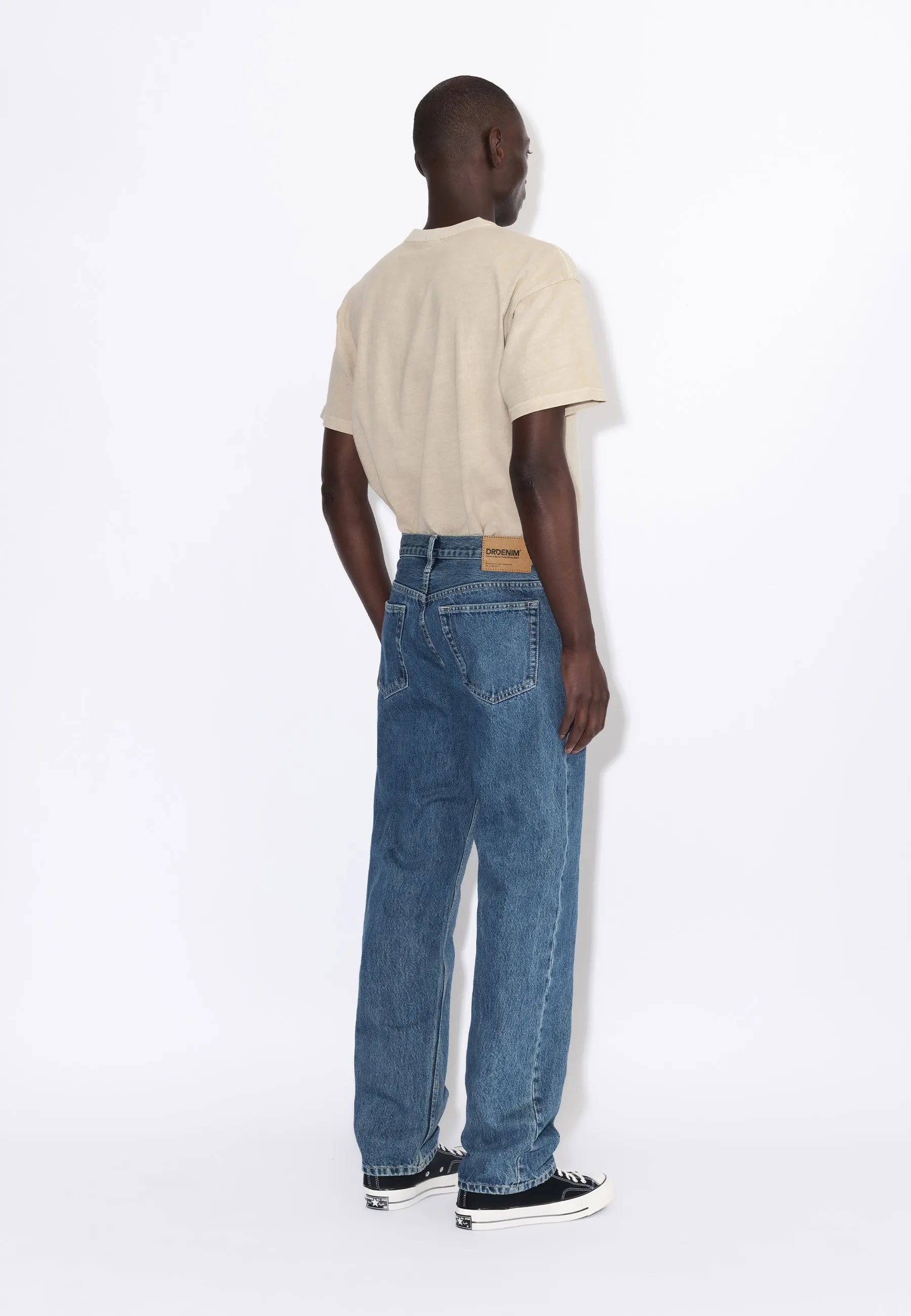 2010110M07_DrDenim_DashStraight_DriftMidRetro_Main_M2_1