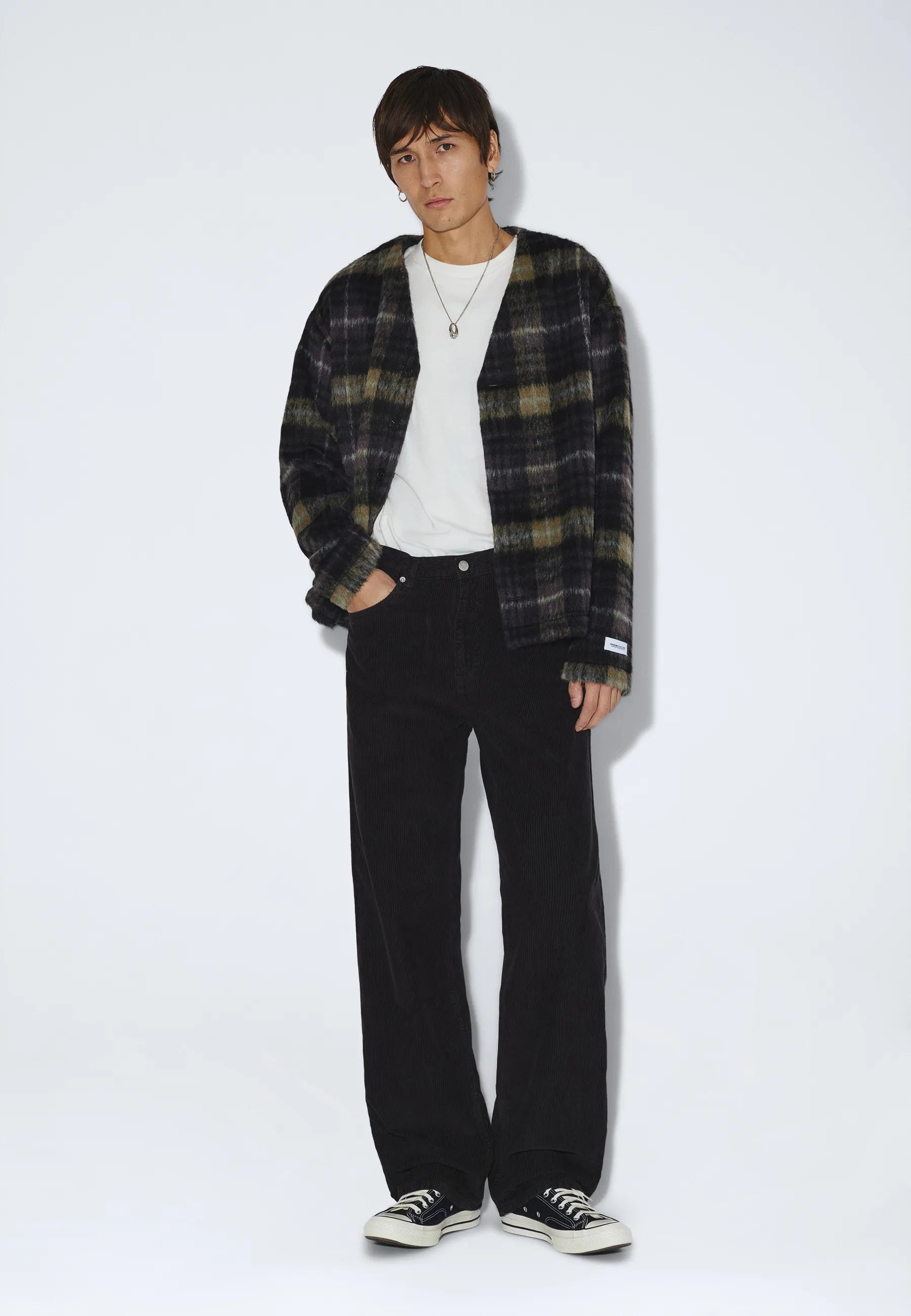 2110102102_DrDenim_OmarRelaxed_BlackCord_main_M1_2