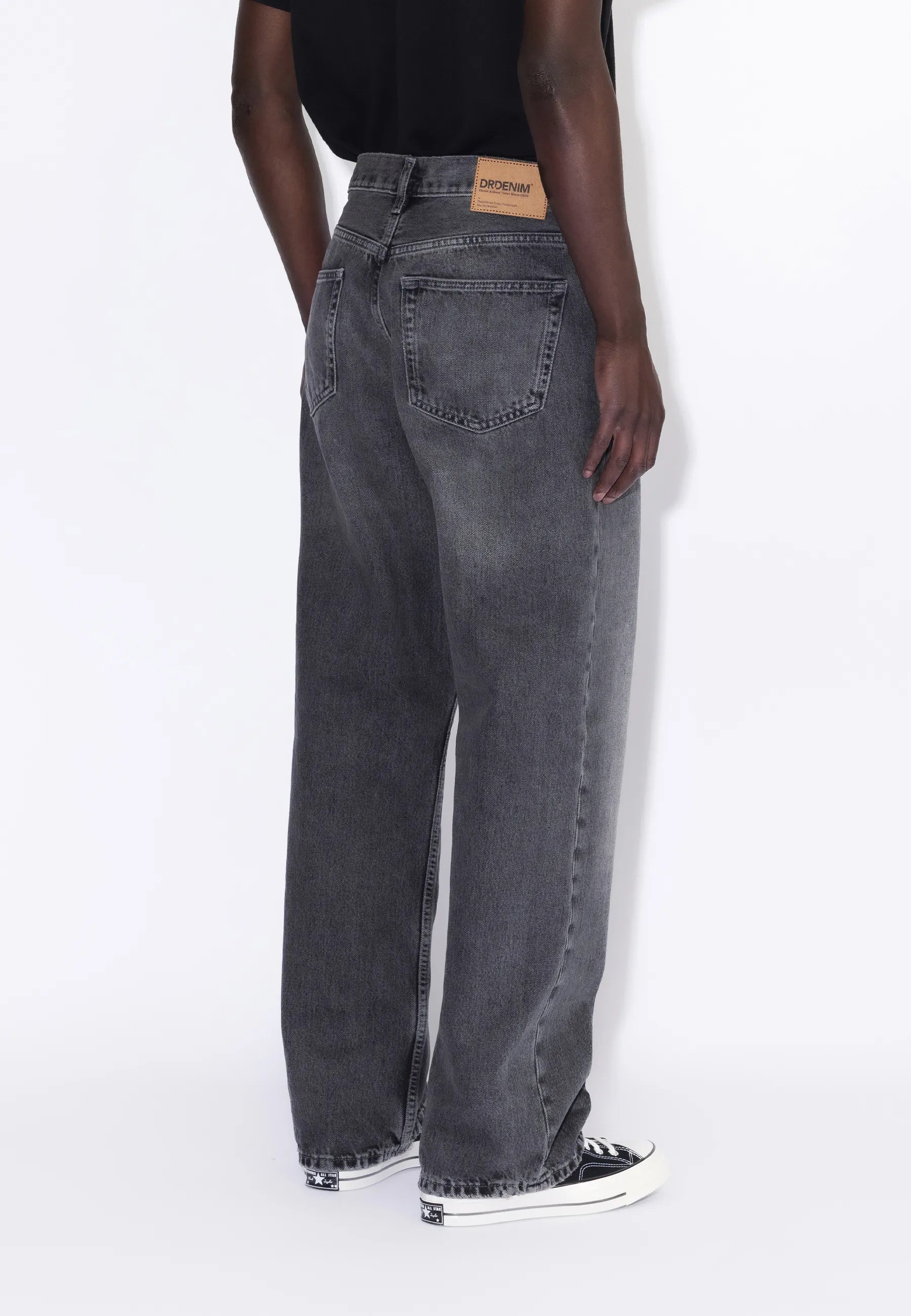 2110102184_DrDenim_OmarRelaxed_MidGreyUsed_Main_M4_1