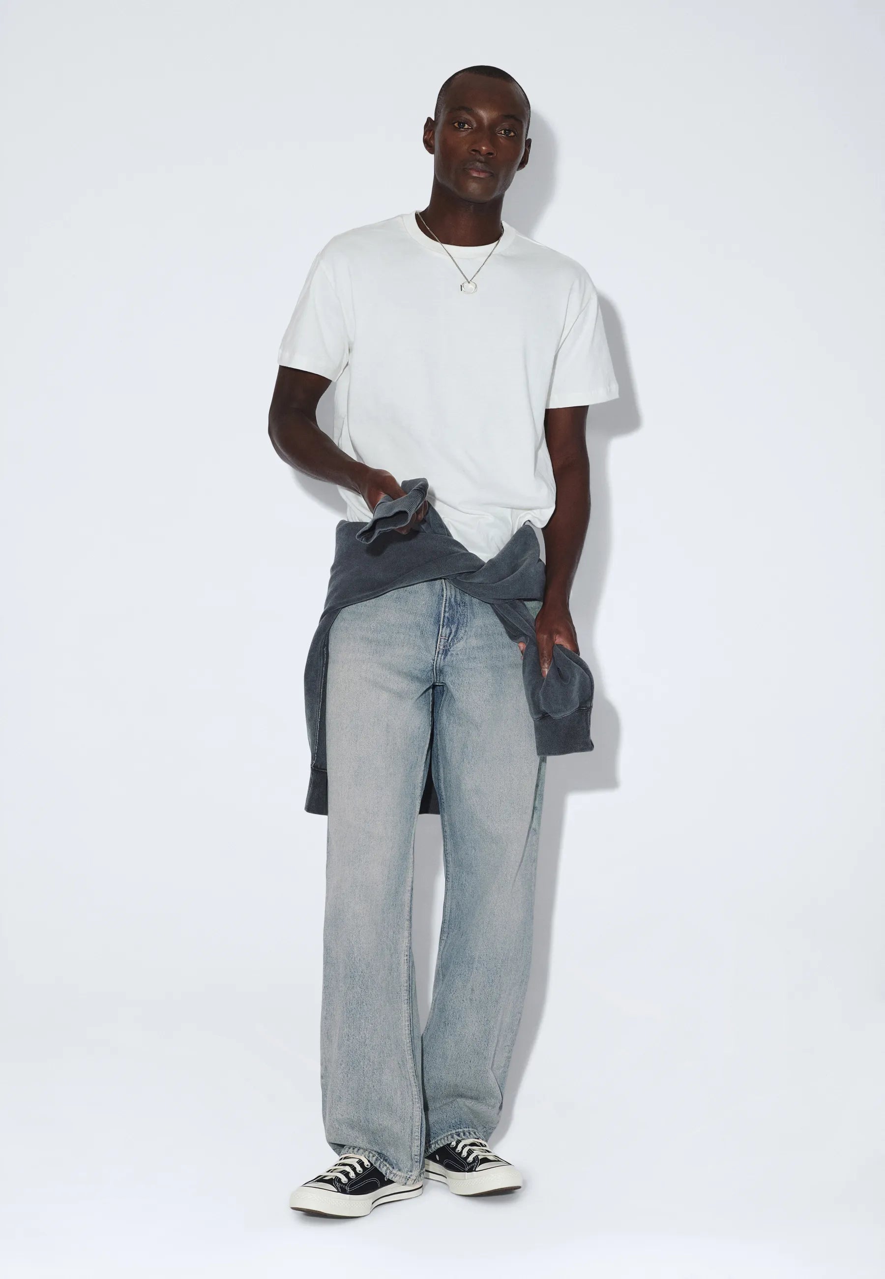 2110102M01_DrDenim_OmarRelaxed_DriftLightUsed_main_M1_2