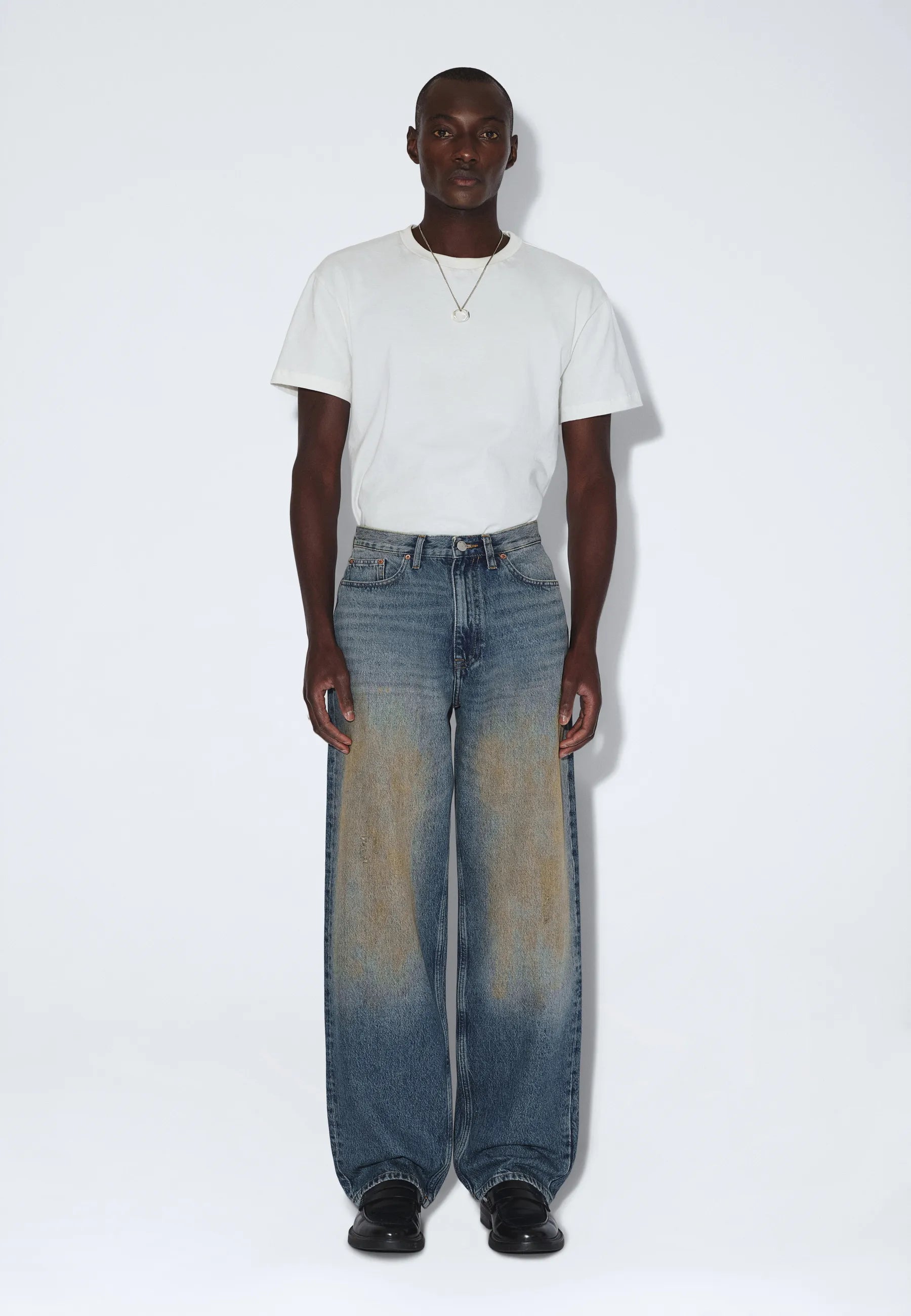 2110102M14_DrDenim_OmarRelaxed_StreamMidMudStains_main_M1_1
