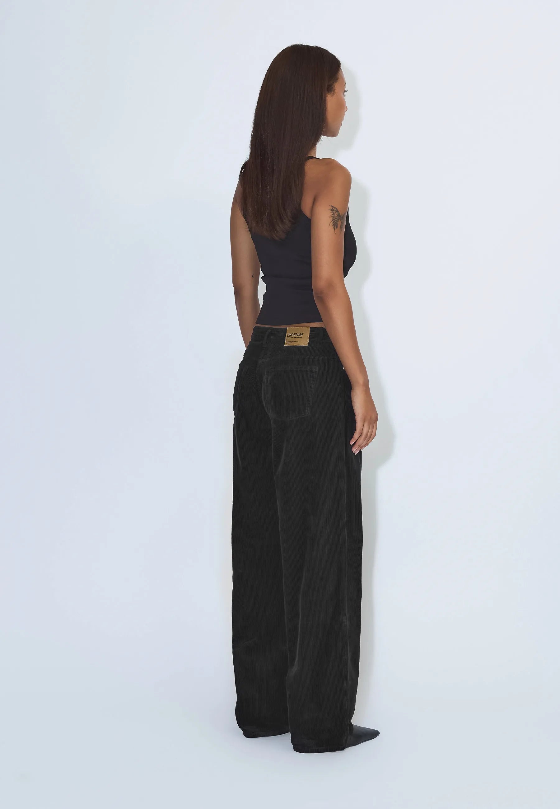2310103102_DrDenim_HillLowRelaxed_BlackCord_Main_W2_1