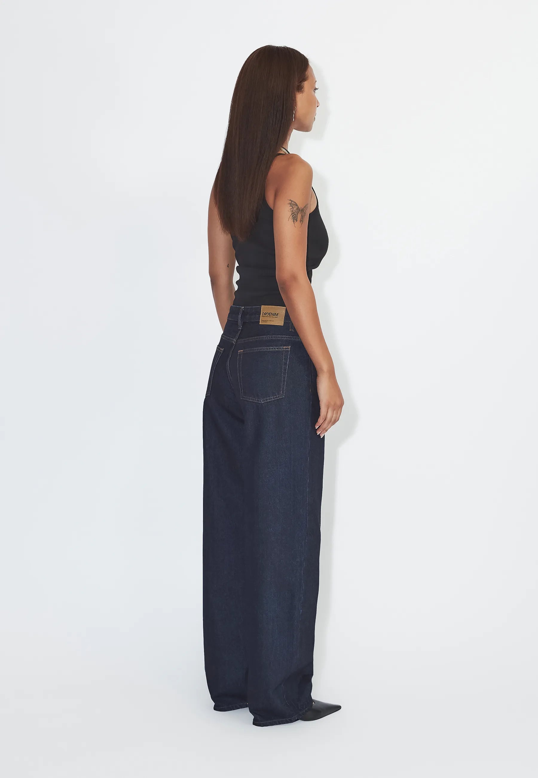 2310103K62_DrDenim_HillLowRelaxed_StreamRinse_Main_W2_1