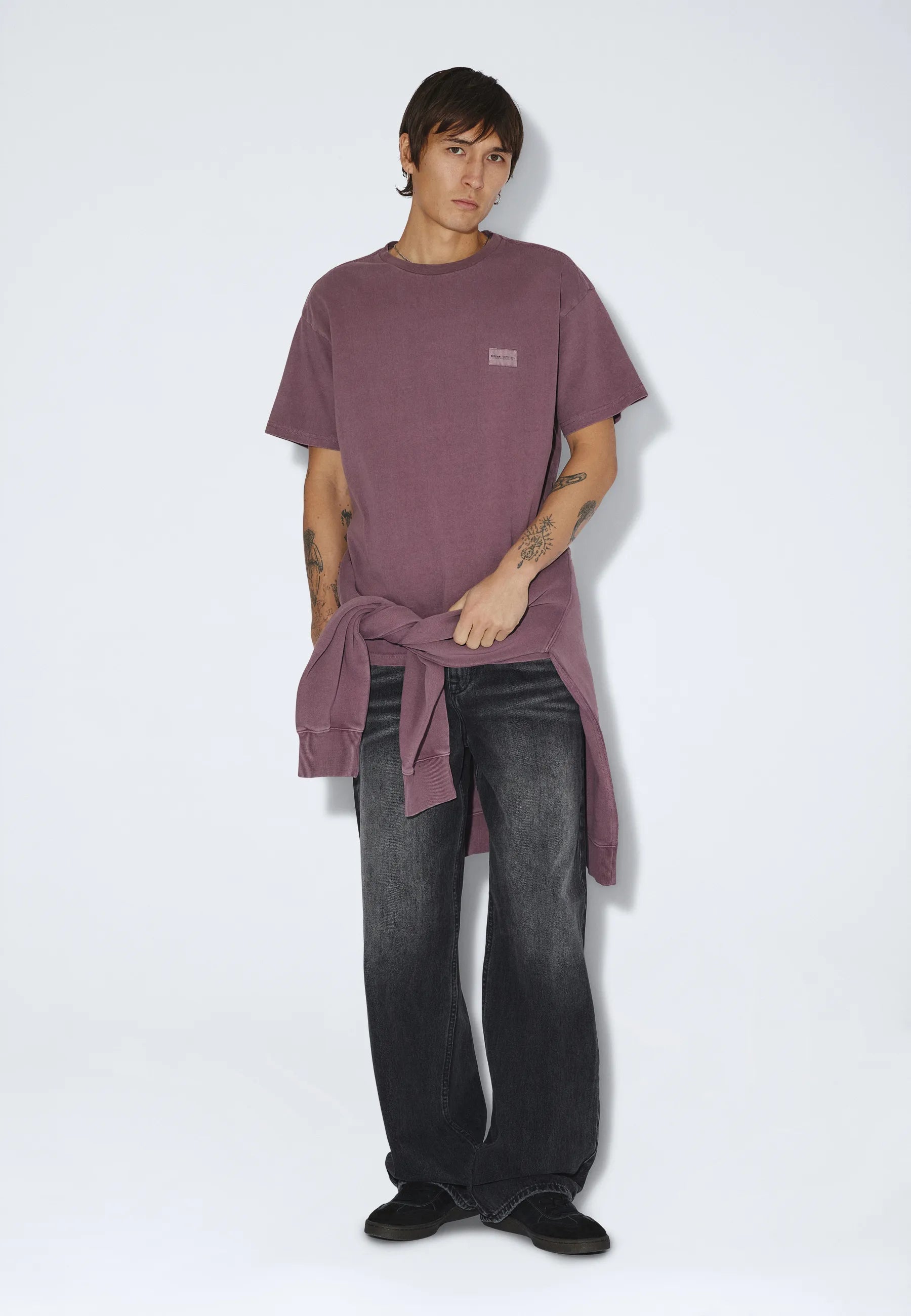 2411115BP2_DrDenim_TrooperTee_AubergineOverdye_main_M1_2