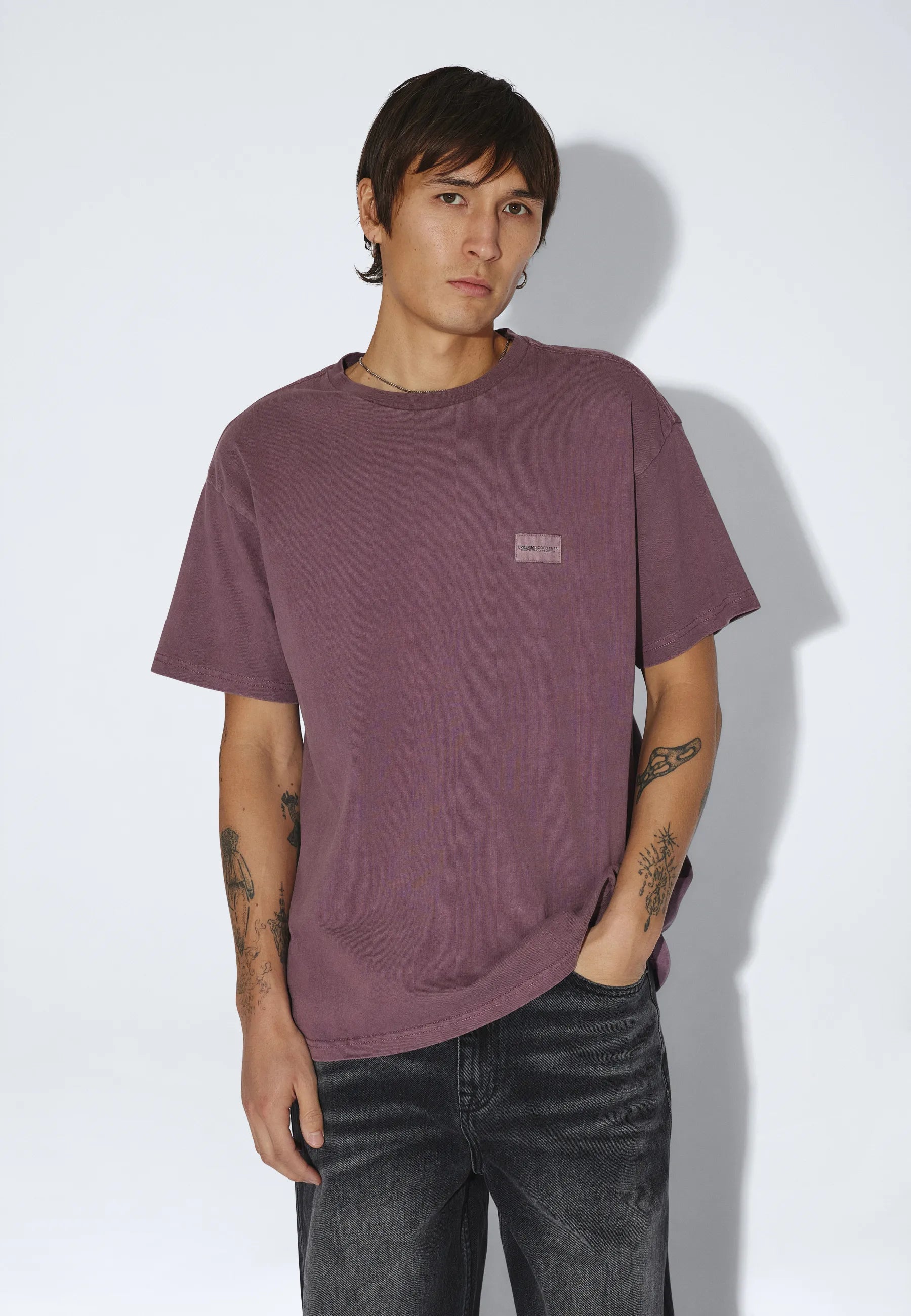 2411115BP2_DrDenim_TrooperTee_AubergineOverdye_main_M3_3