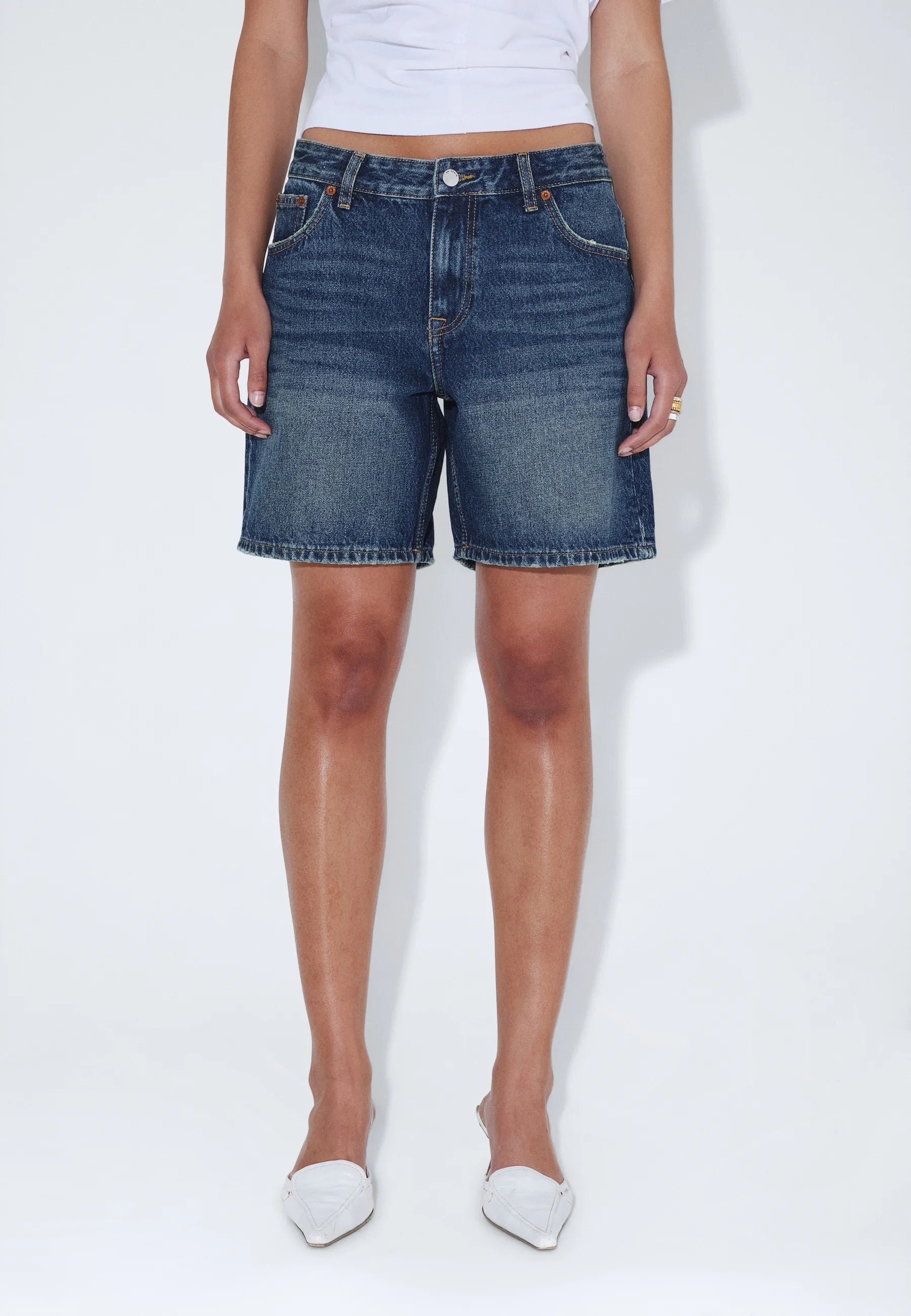 2430112L97_DrDenim_HillShorts_StreamDarkFadeVintage_Main_W3_1