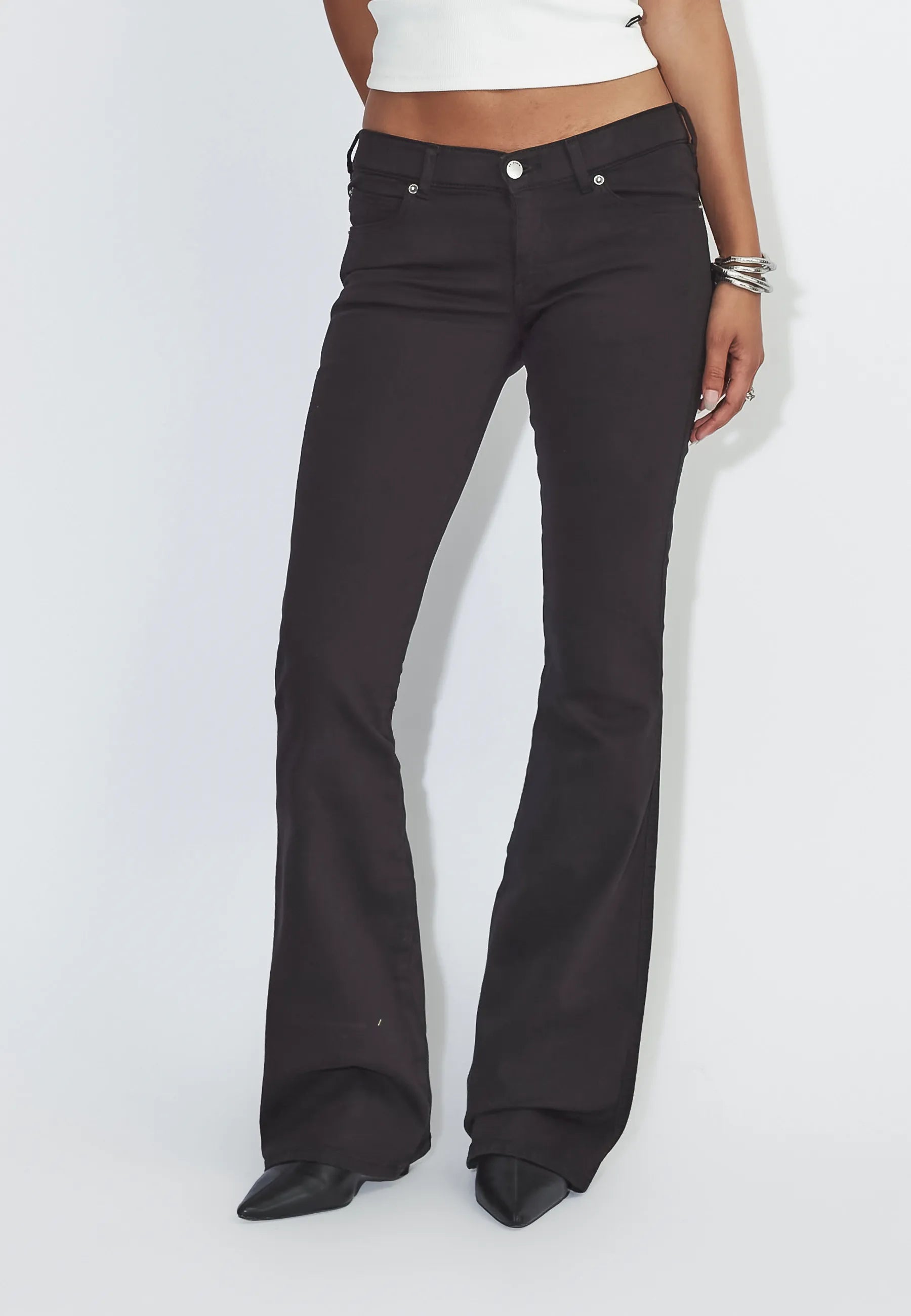 2610104101_DrDenim_KilyLowBootcut_Black_Main_W3_1