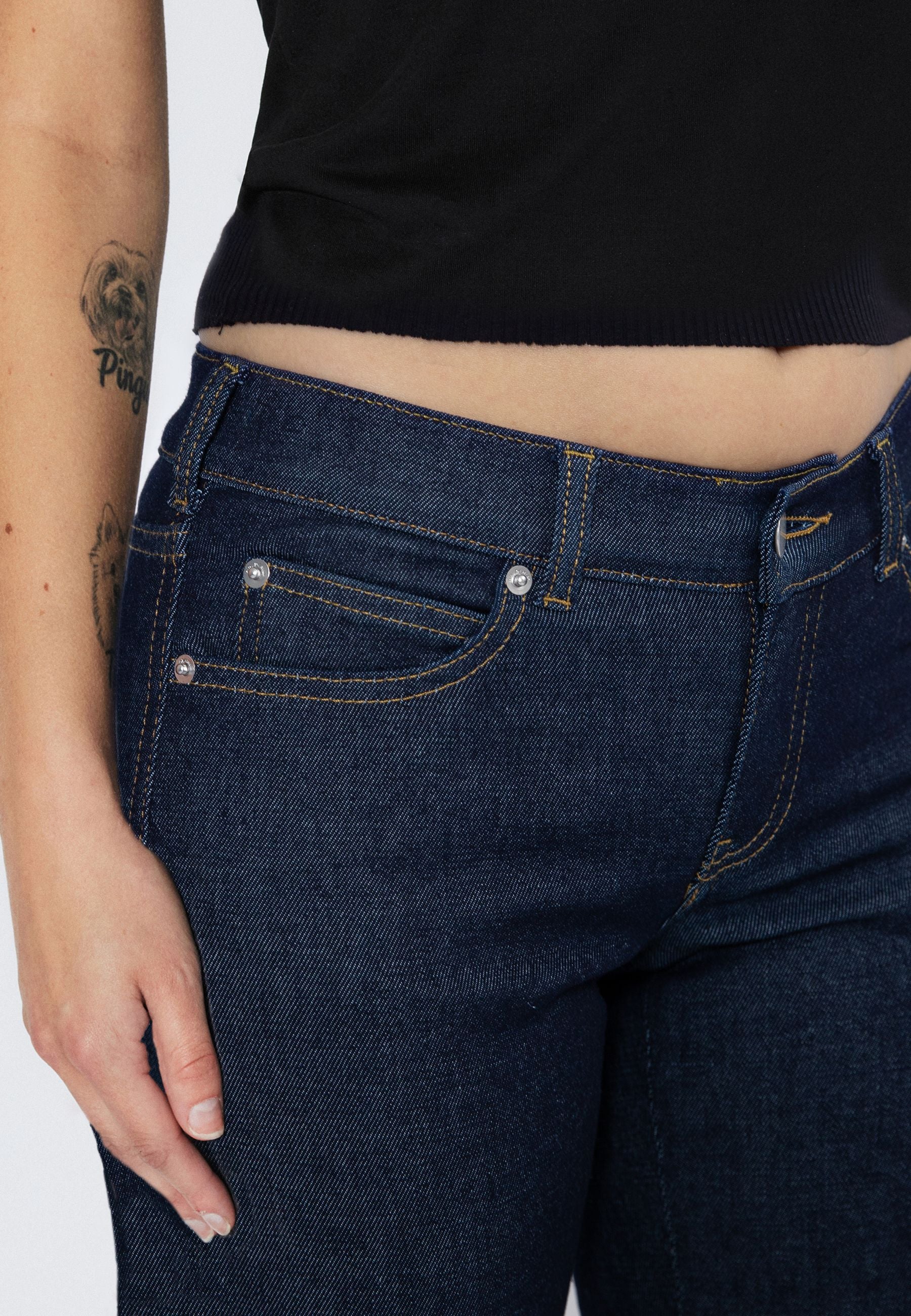 2610104F78_DrDenim_KilyLowBootcut_SheckBlueRinsed_Main_W5_1