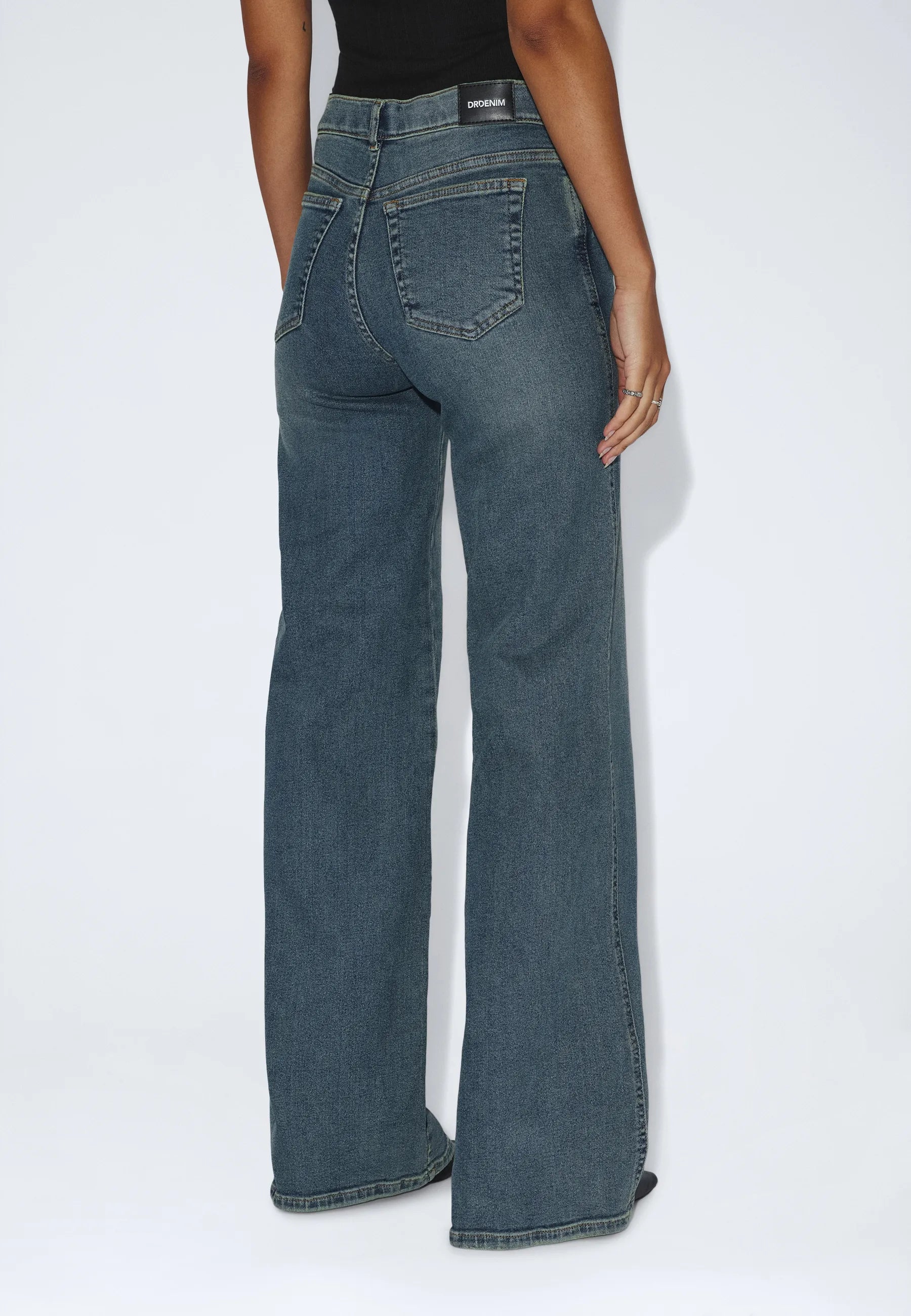 2610105U72_DrDenim_ZilaMidWide_CapeMidUsedVintage_main_W4_1