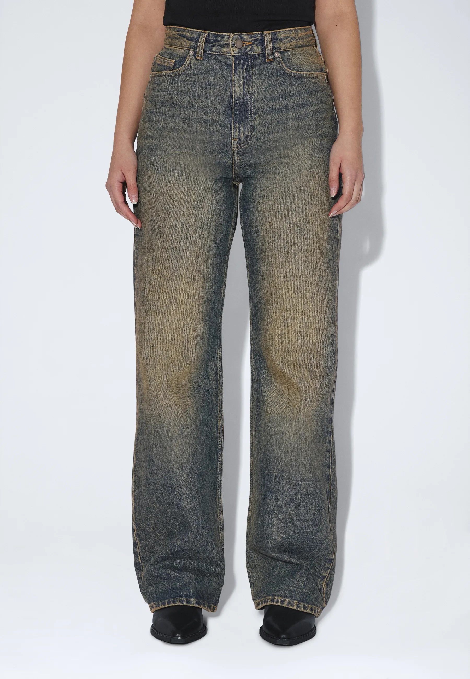 2610111L75_DrDenim_EchoHighStraight_BayMidBrownish_main_W3_1