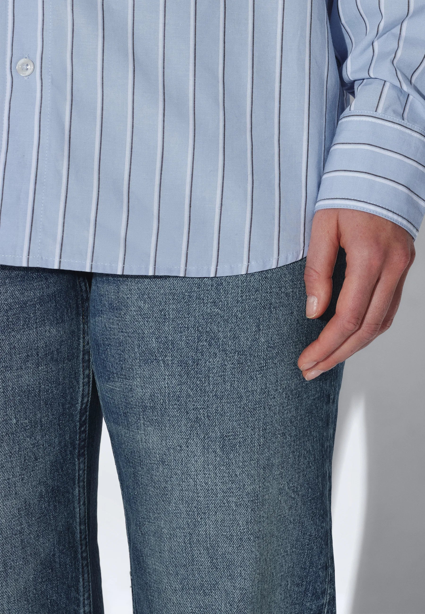 2611111253_DrDenim_WesShirt_BlueStripe_main_W5_2