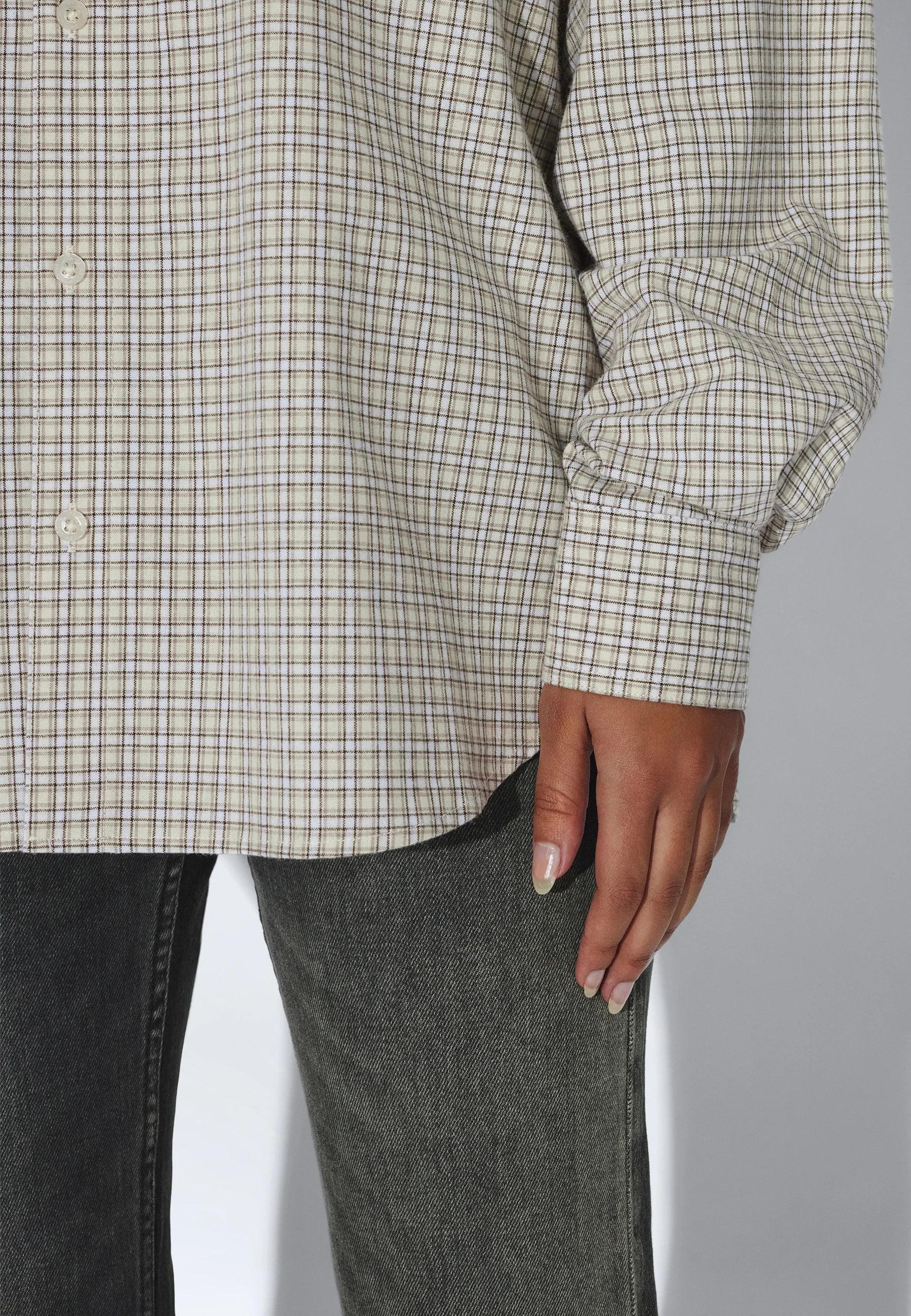 2611111BP6_DrDenim_WesShirt_FallEcruCheck_main_W5_2