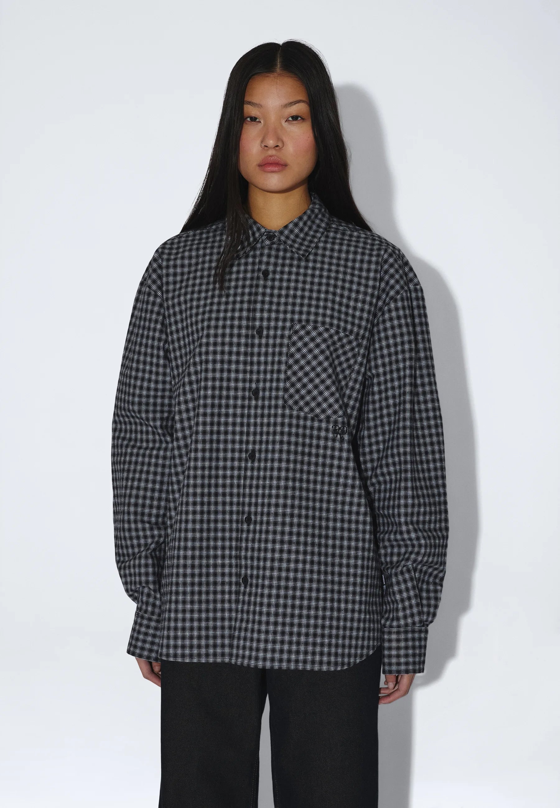 2611111BP7_DrDenim_WesShirt_FallBlackCheck_main_W3_1