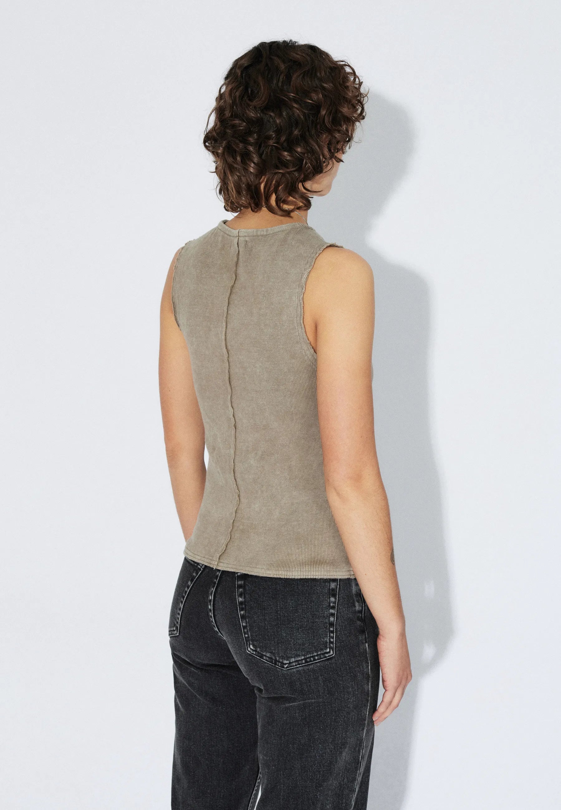 2611121597_DrDenim_LiljaRib_WashedKhaki_Main_W4_1