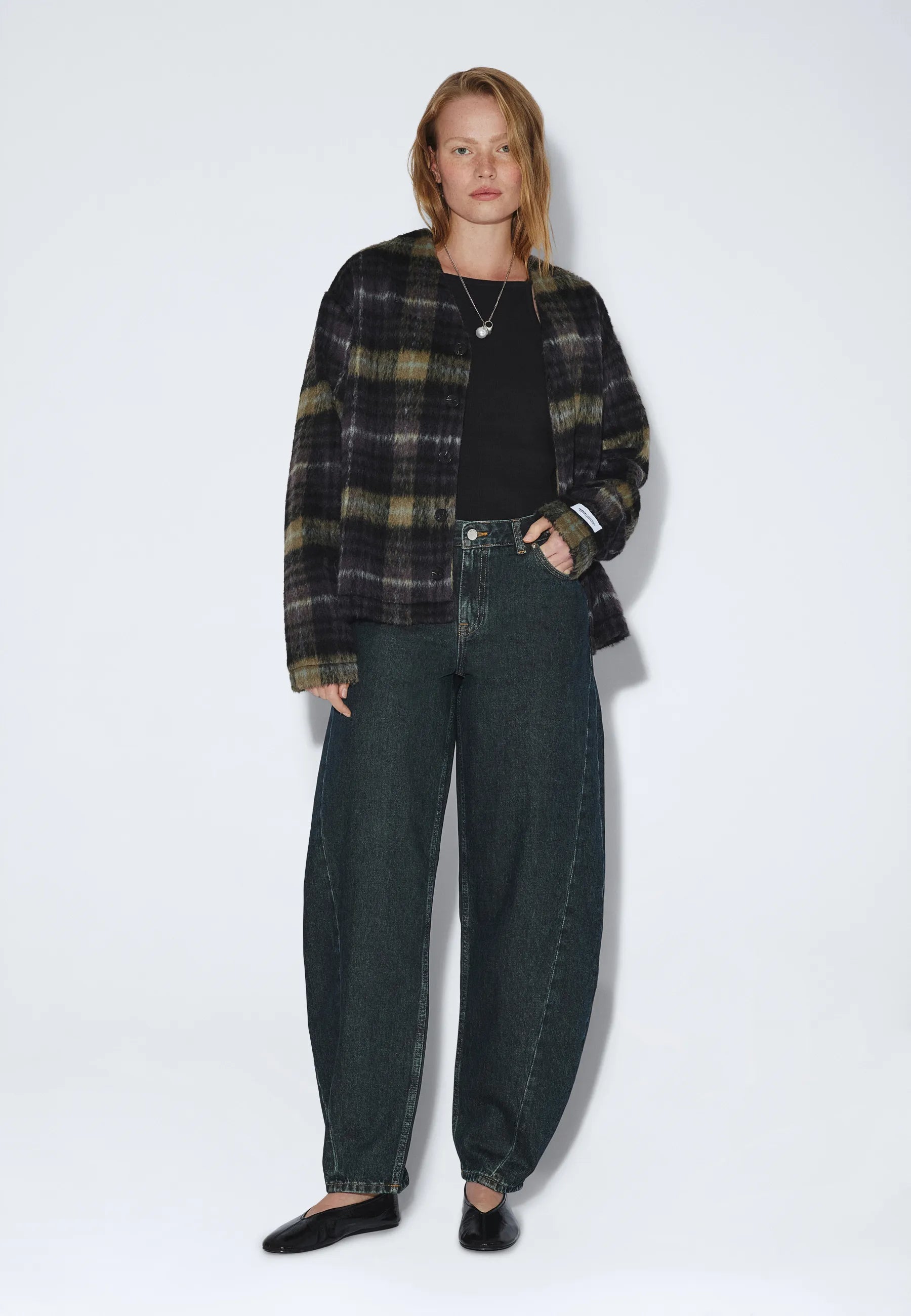 2630104M22_DrDenim_NanciMidBarrelSeam_KodiakDarkRetro_main_W1_3