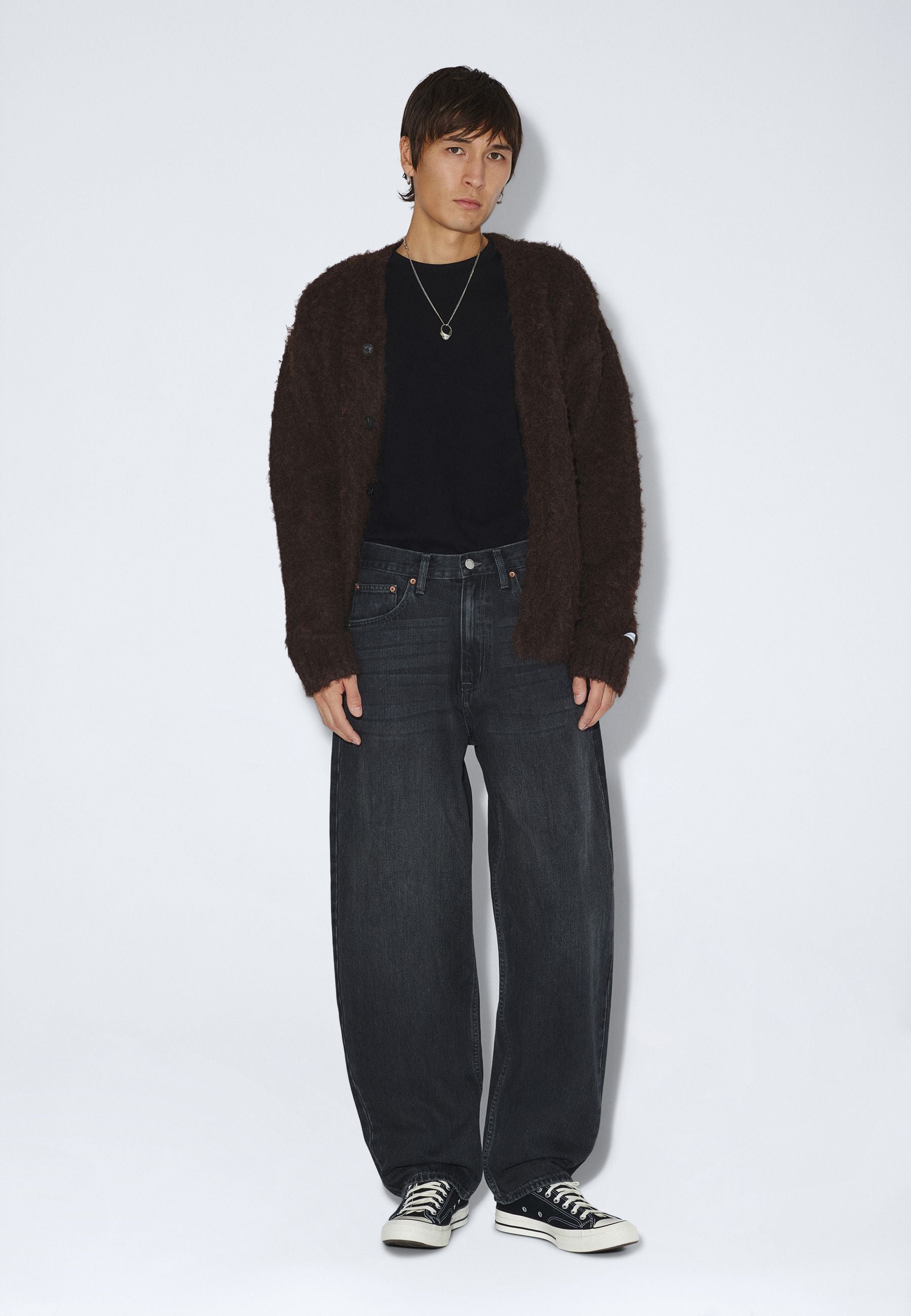 2630107115_DrDenim_OmarBarrel_DarkGreyUsed_main_M1_2