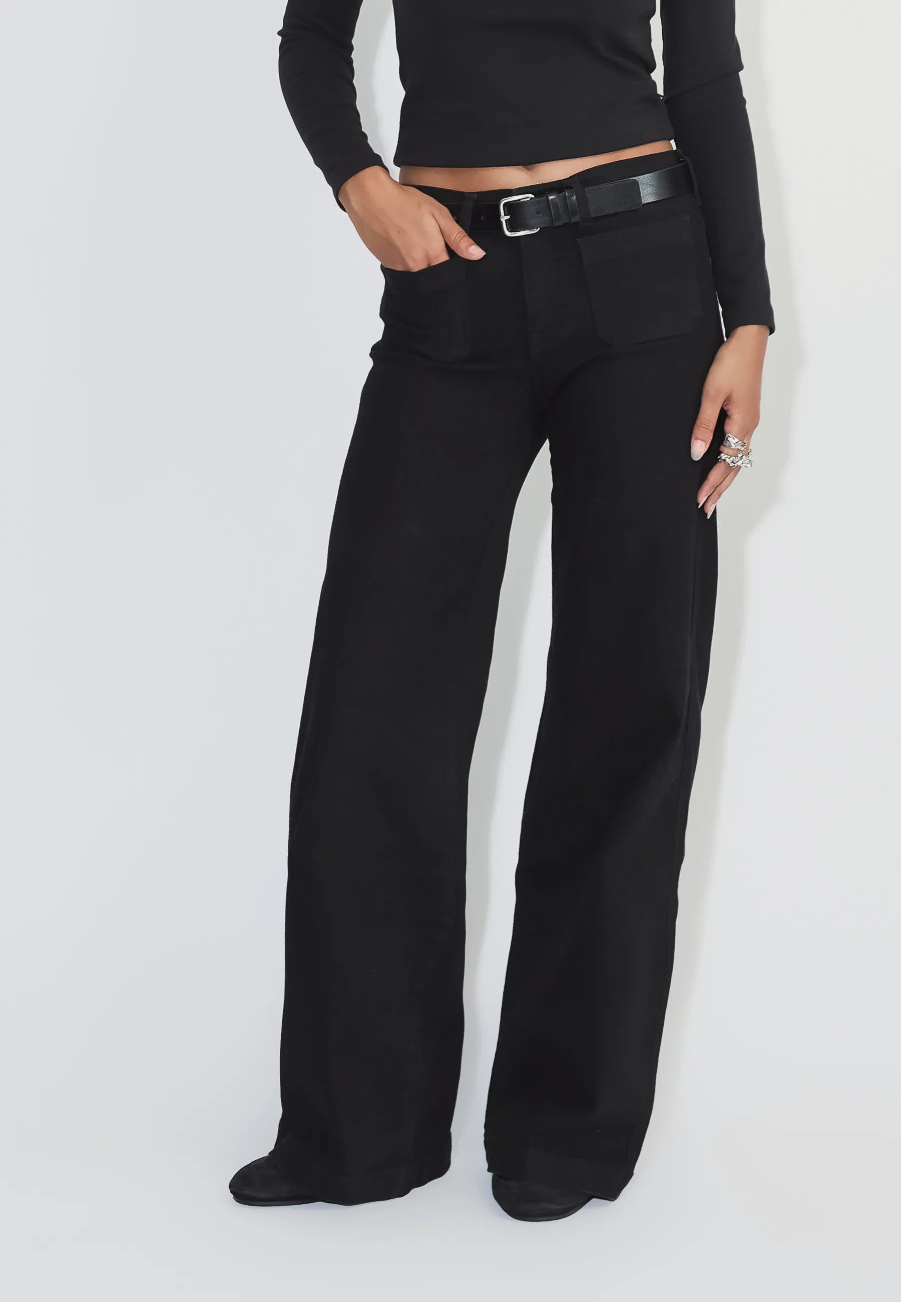 2630112099_DrDenim_ZilaMidWidePatchPocket_SolidBlack_Main_W3_1