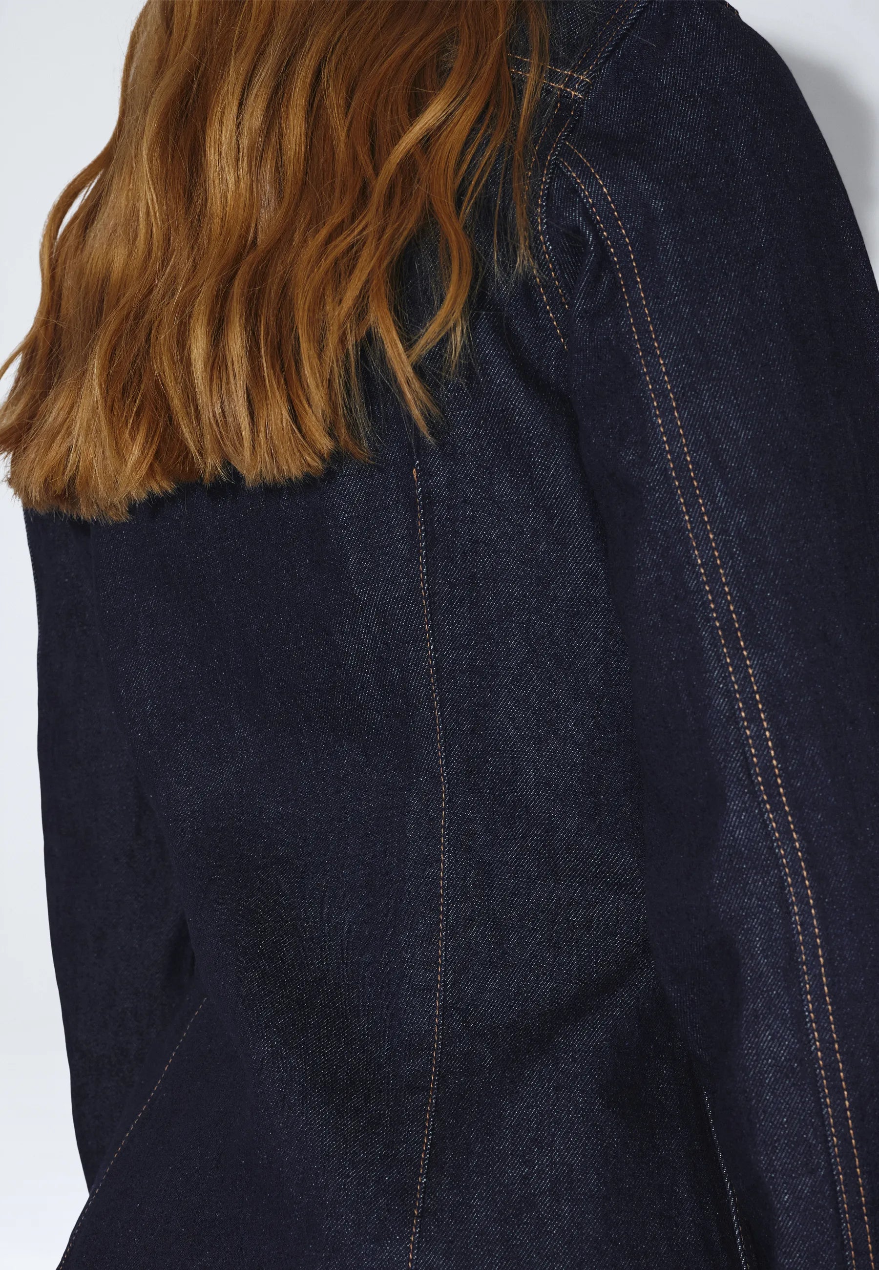 2631103K62_DrDenim_InesDenimShirt_StreamRinse_main_W5_3