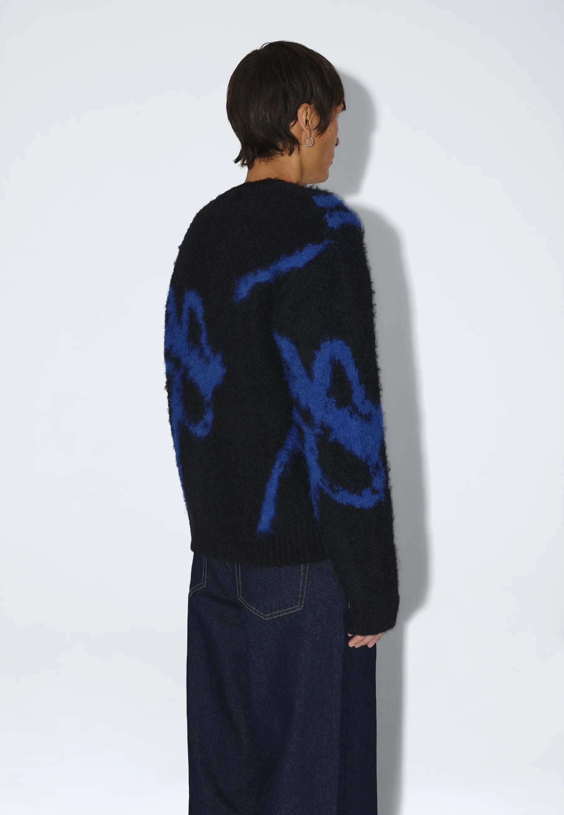 2631110BR3_DrDenim_DigFCardigan_BlackBlueBloom_main_M4_1