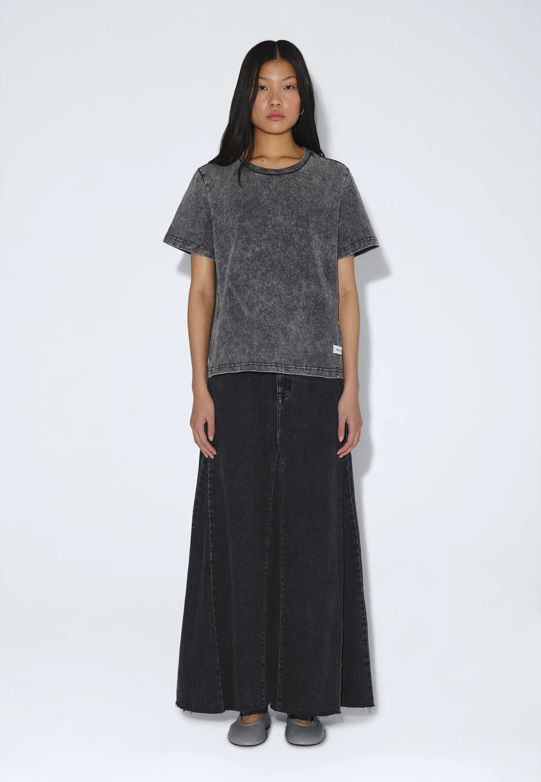 2631122T73_DrDenim_TaliaSeamTee_WashedGrey_main_W1_1