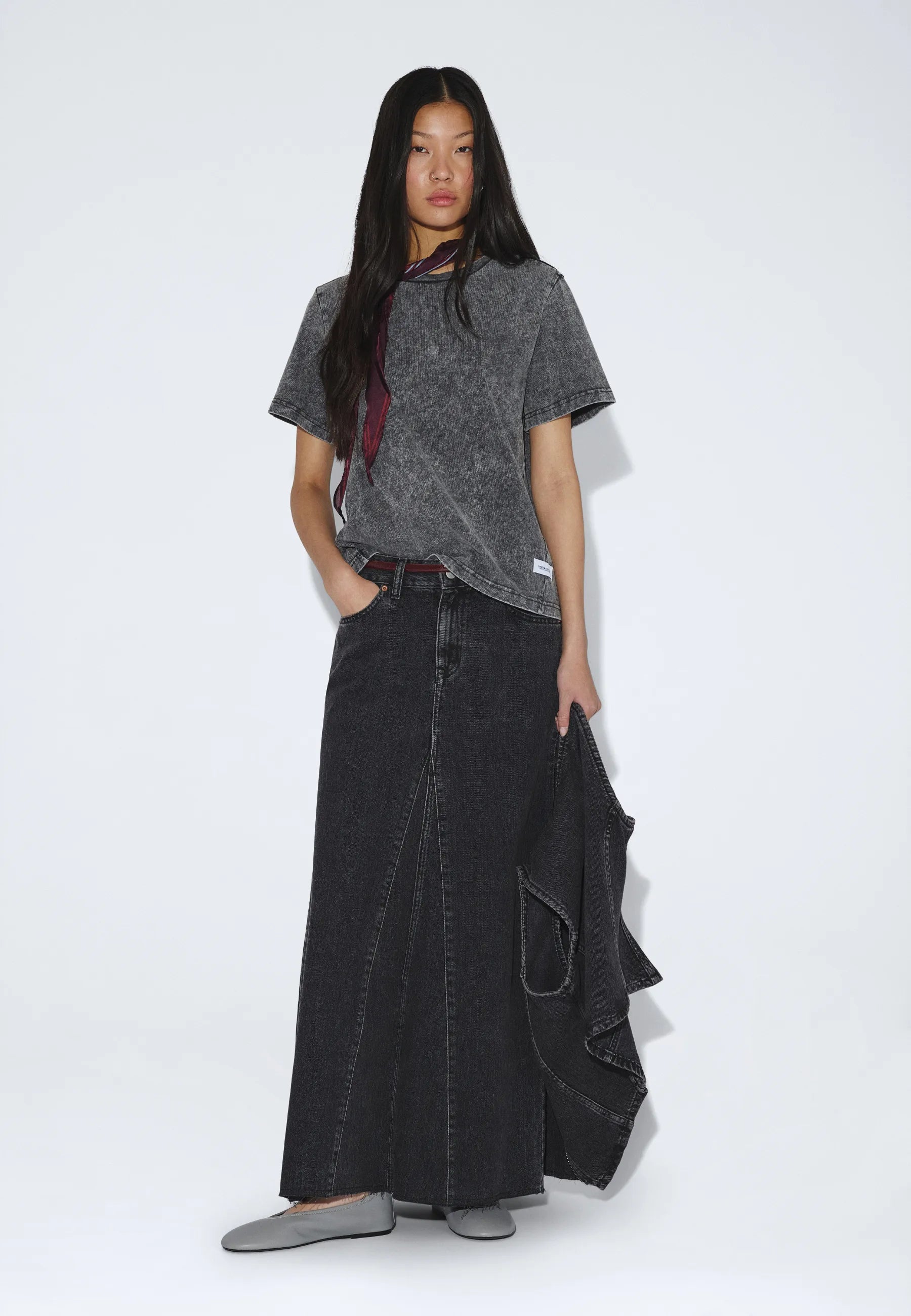 2631122T73_DrDenim_TaliaSeamTee_WashedGrey_main_W1_3