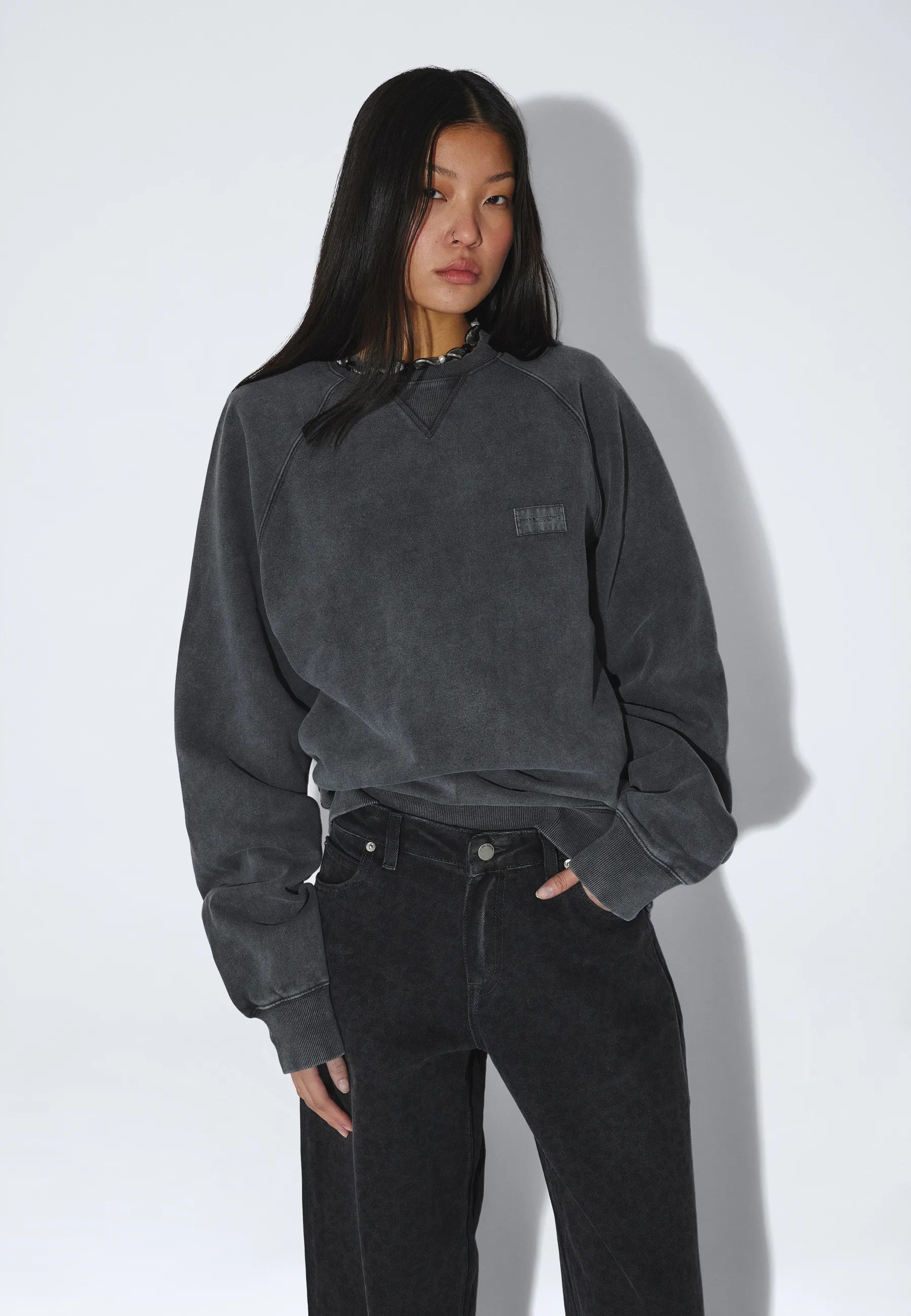 2631123BP2_DrDenim_AndieSweater_GreyBlackOverdye_main_W3_3