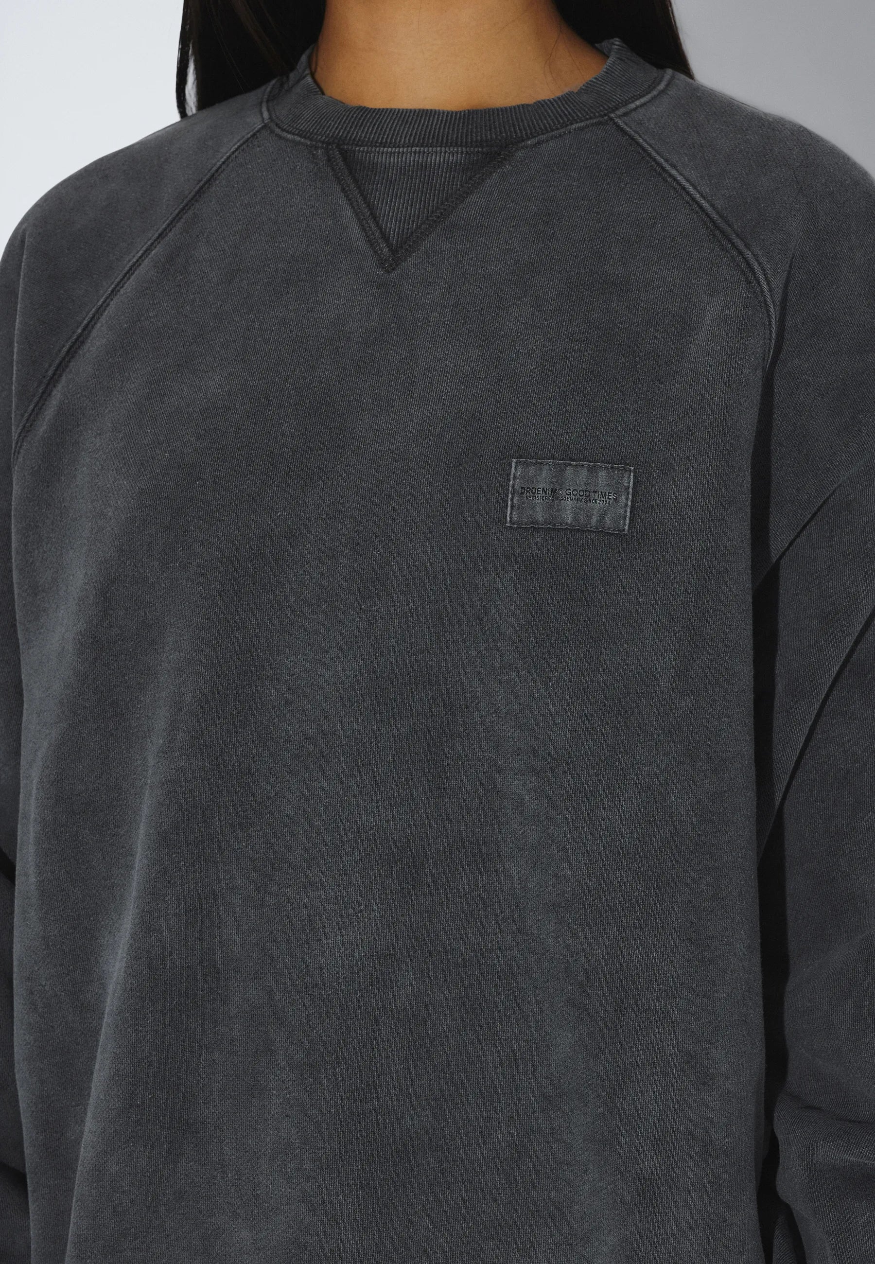 2631123BP2_DrDenim_AndieSweater_GreyBlackOverdye_main_W5_2