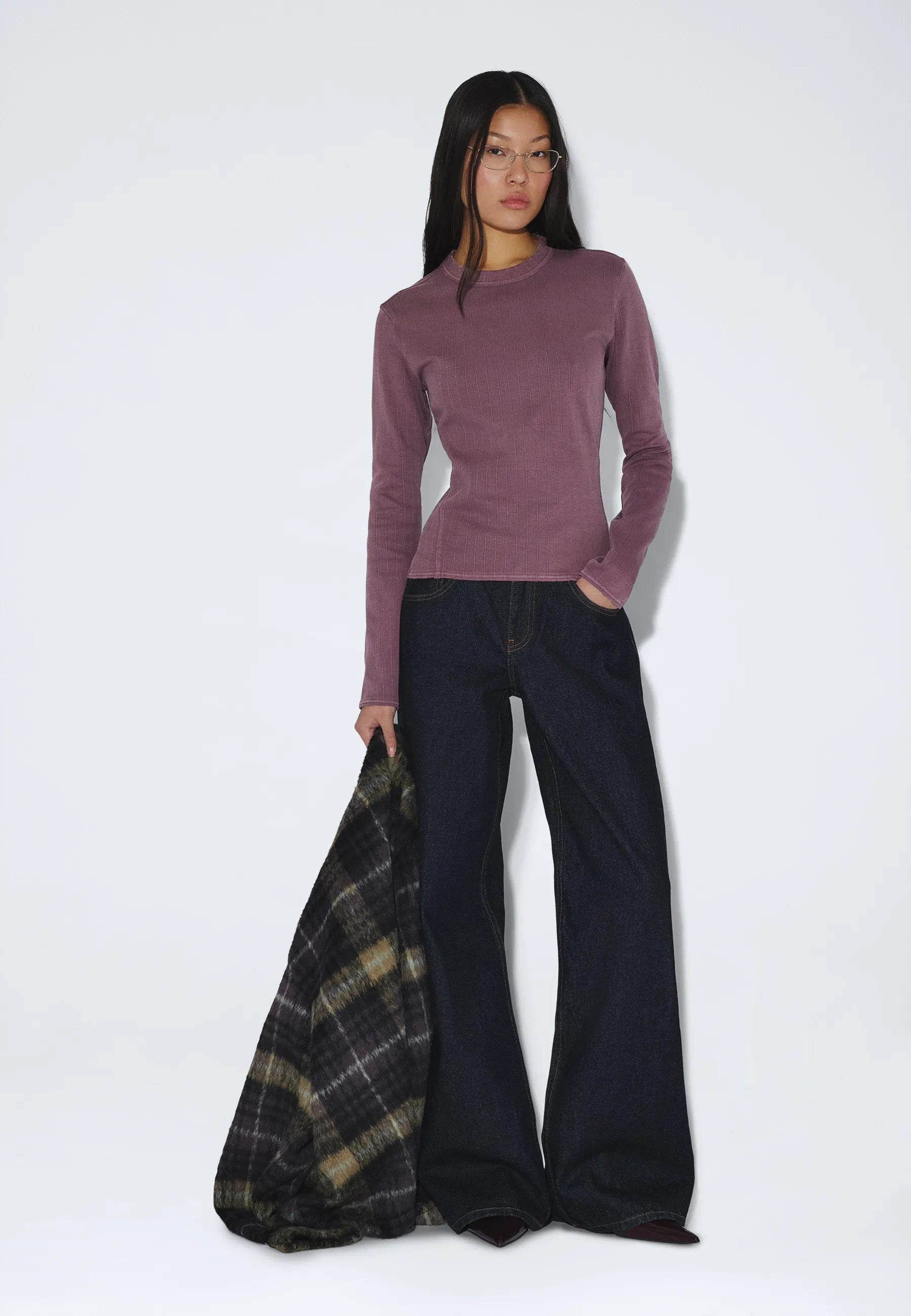 2631127U78_DrDenim_StellaSeamRibTop_WashedAubergine_main_W1_2
