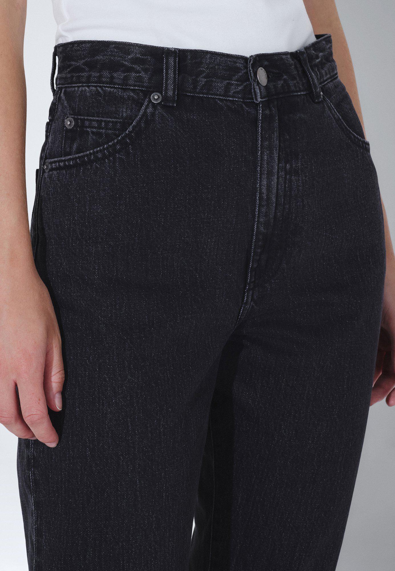 Nora_Retro_Black_01422