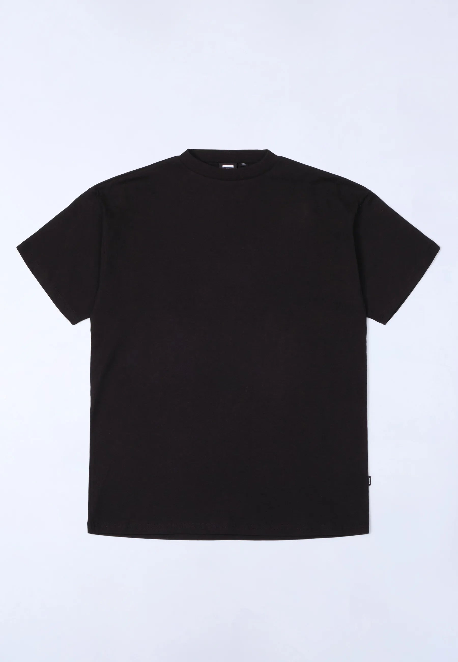 trooper_BLANK_black_BLANK_flatlay