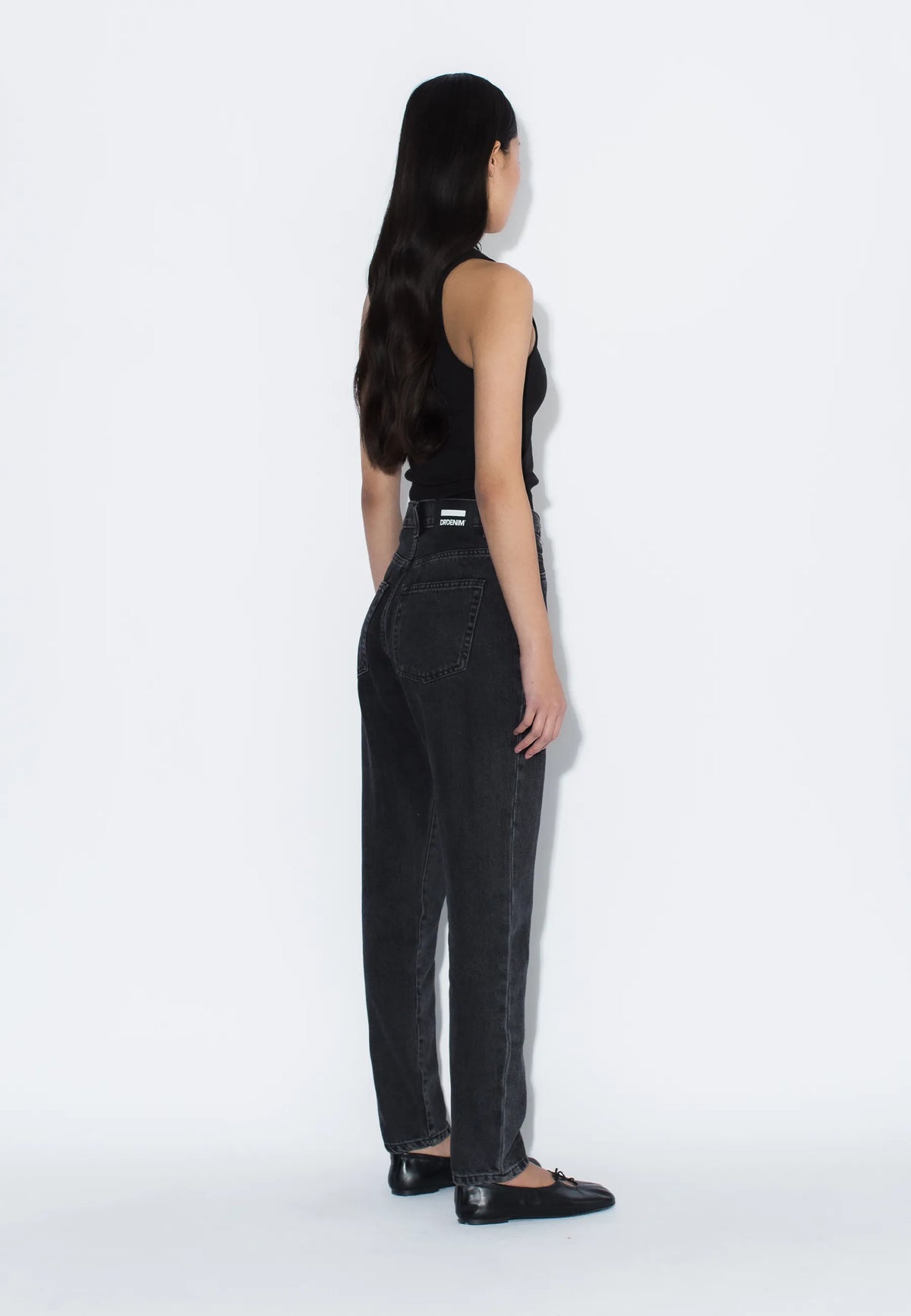 1430113A58_DrDenim_NoraHighCropped_RetroBlack_Main_W2_1