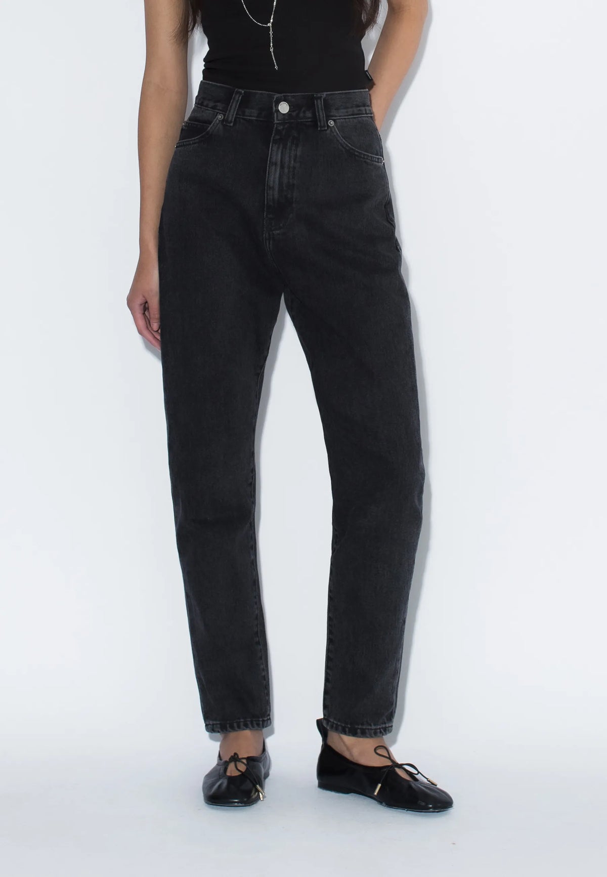 1430113A58_DrDenim_NoraHighCropped_RetroBlack_Main_W3_1