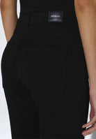 1510111101_DrDenim_LexyMidSkinny_Black_main_W5_1
