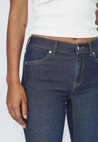1920101J64_DrDenim_LexyMidSkinny_SheckDarkUsed_Main_W5_1