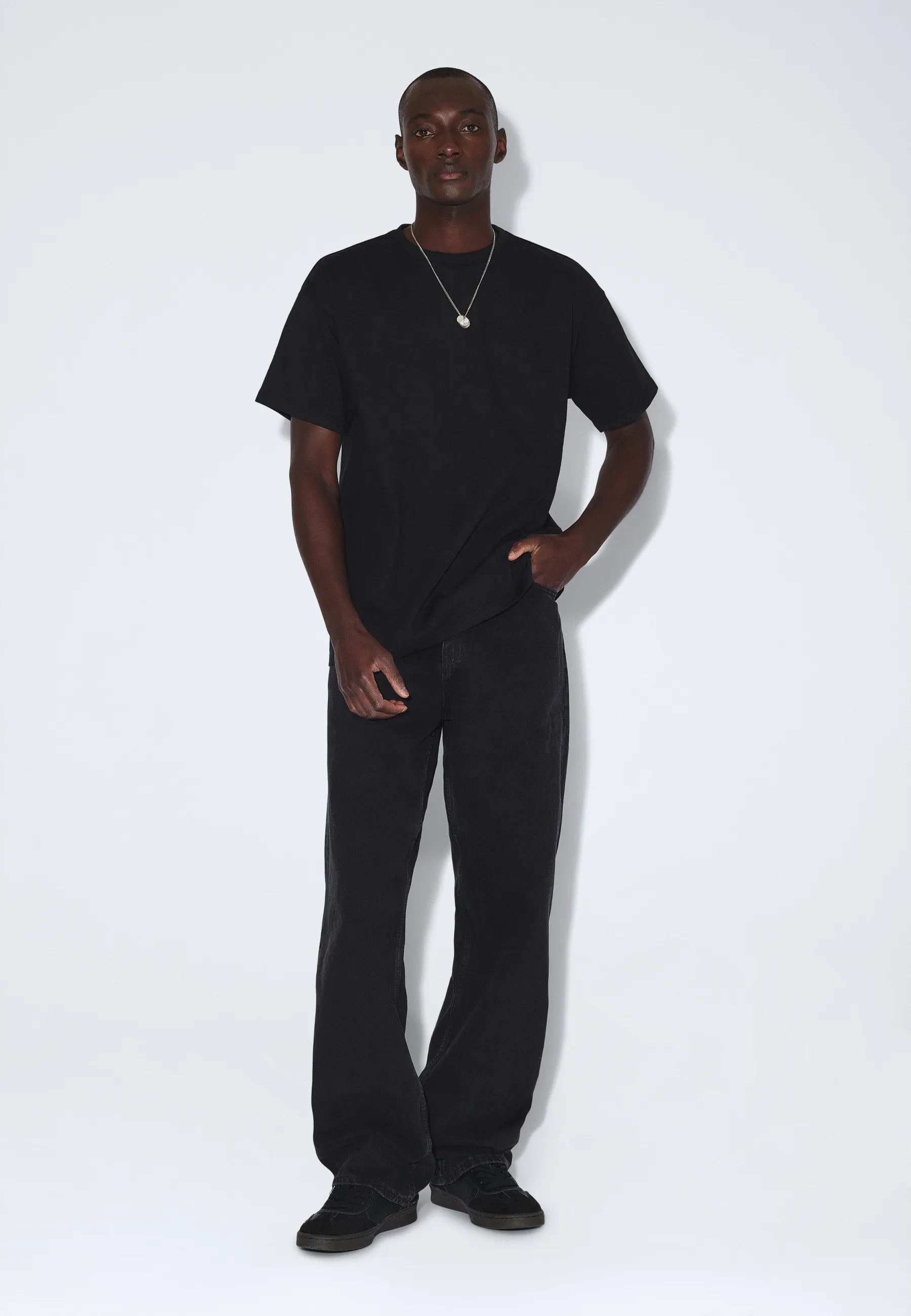 1941116101_DrDenim_TrooperTee_Black_main_M1_2