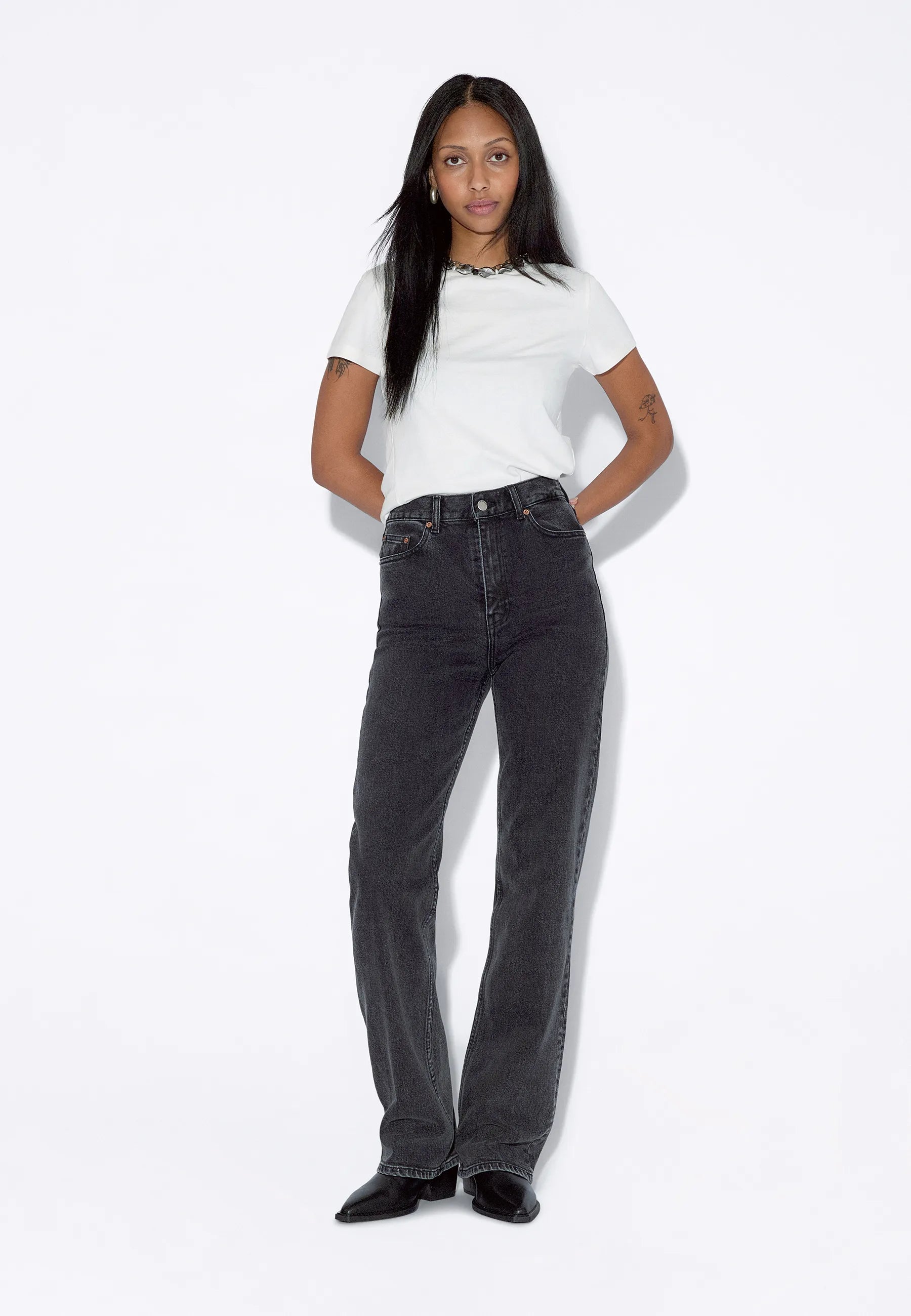 2010108L60_DrDenim_EchoHighStraight_TarRetroBlack_main_W1_2