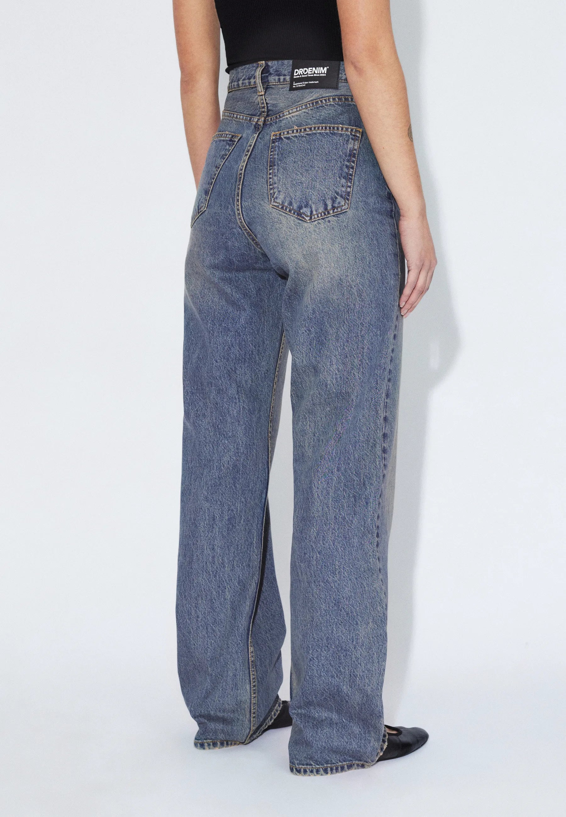 2010108Y53_DrDenim_EchoHighStraight_StraySkyPeach_Main_W4_1 1