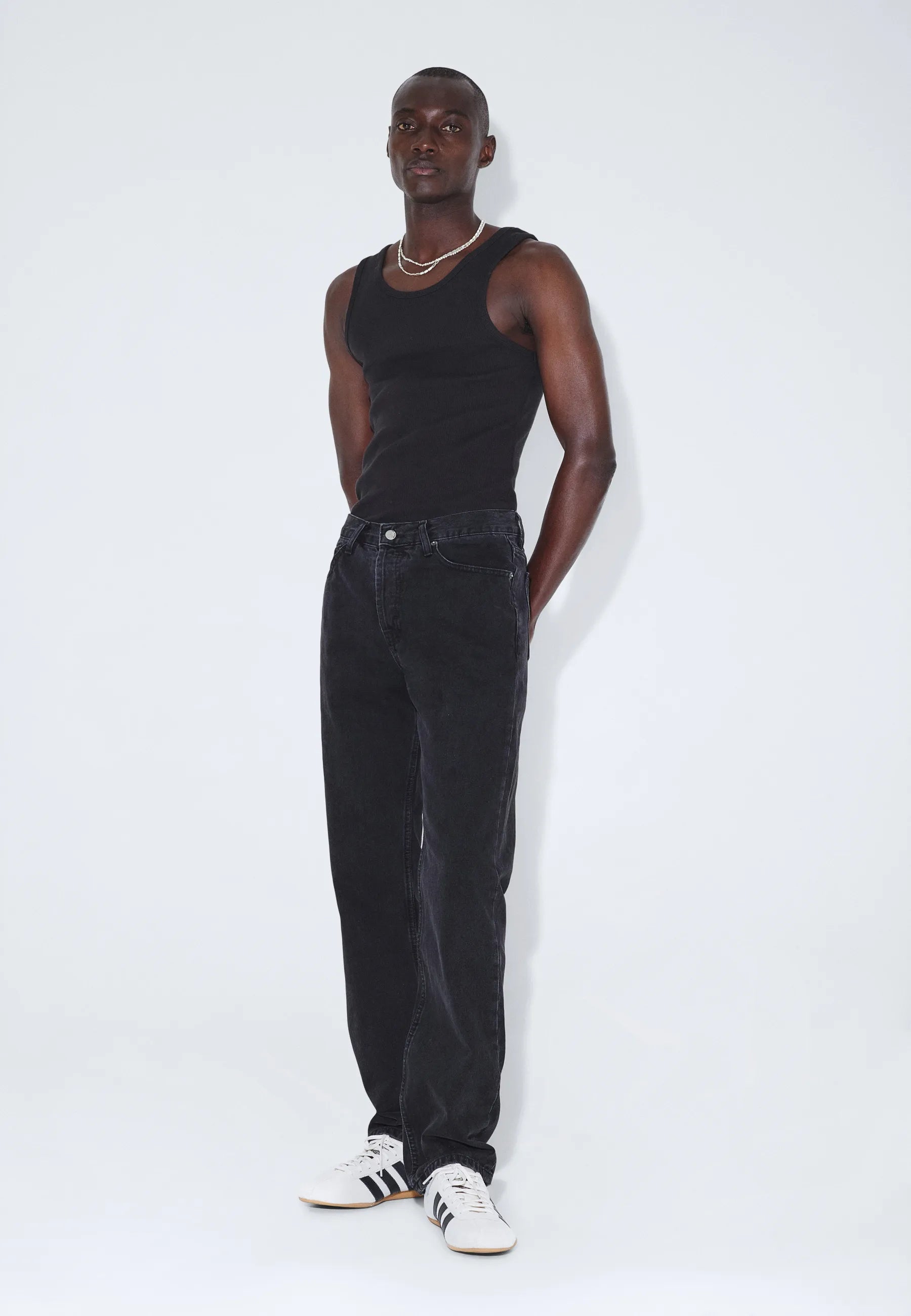 2010110B65_DrDenim_DashStraight_NightBlack_Main_M1_4