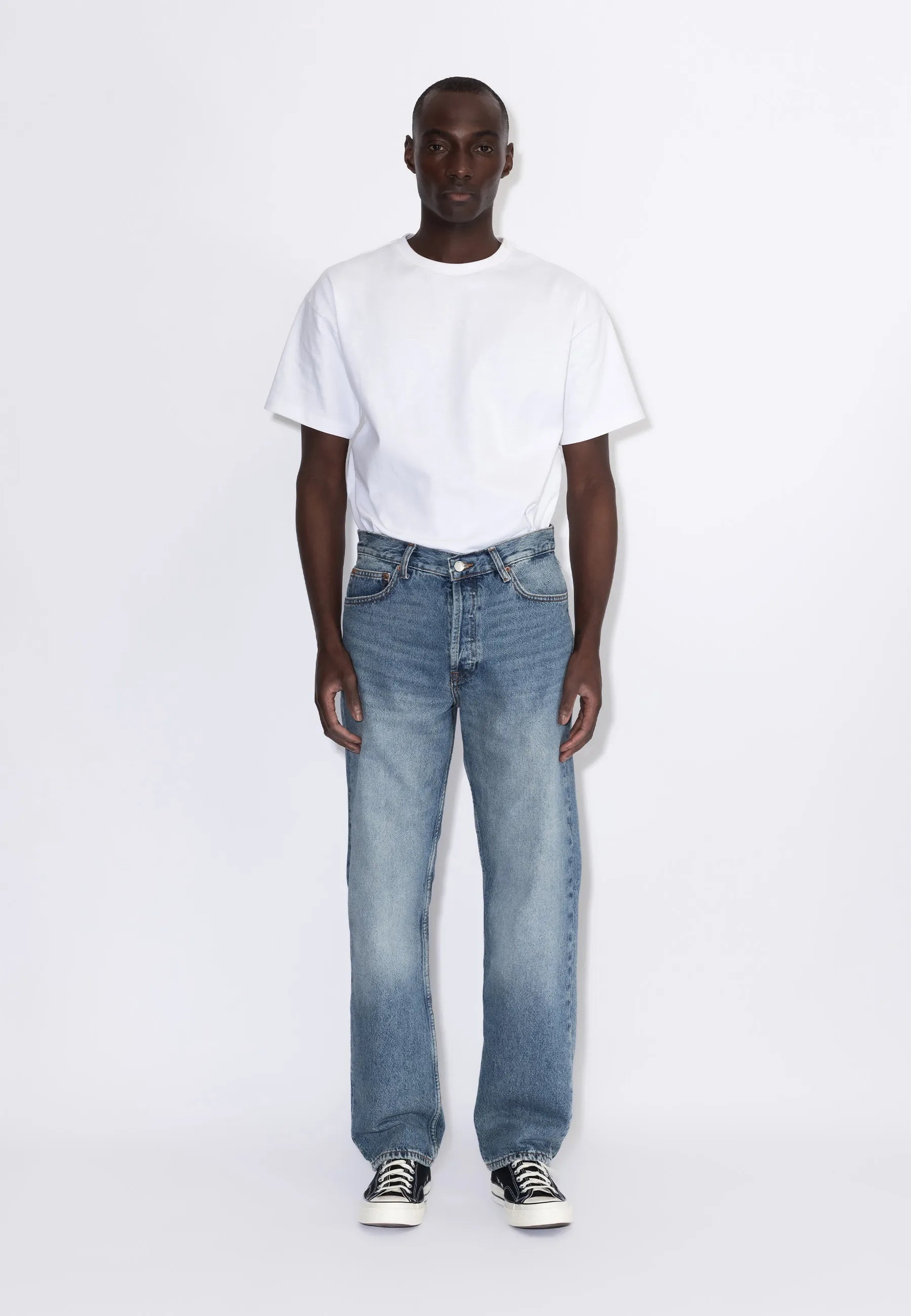2010110L02_DrDenim_DashStraight_StreamSkyFade_Main_M1_2
