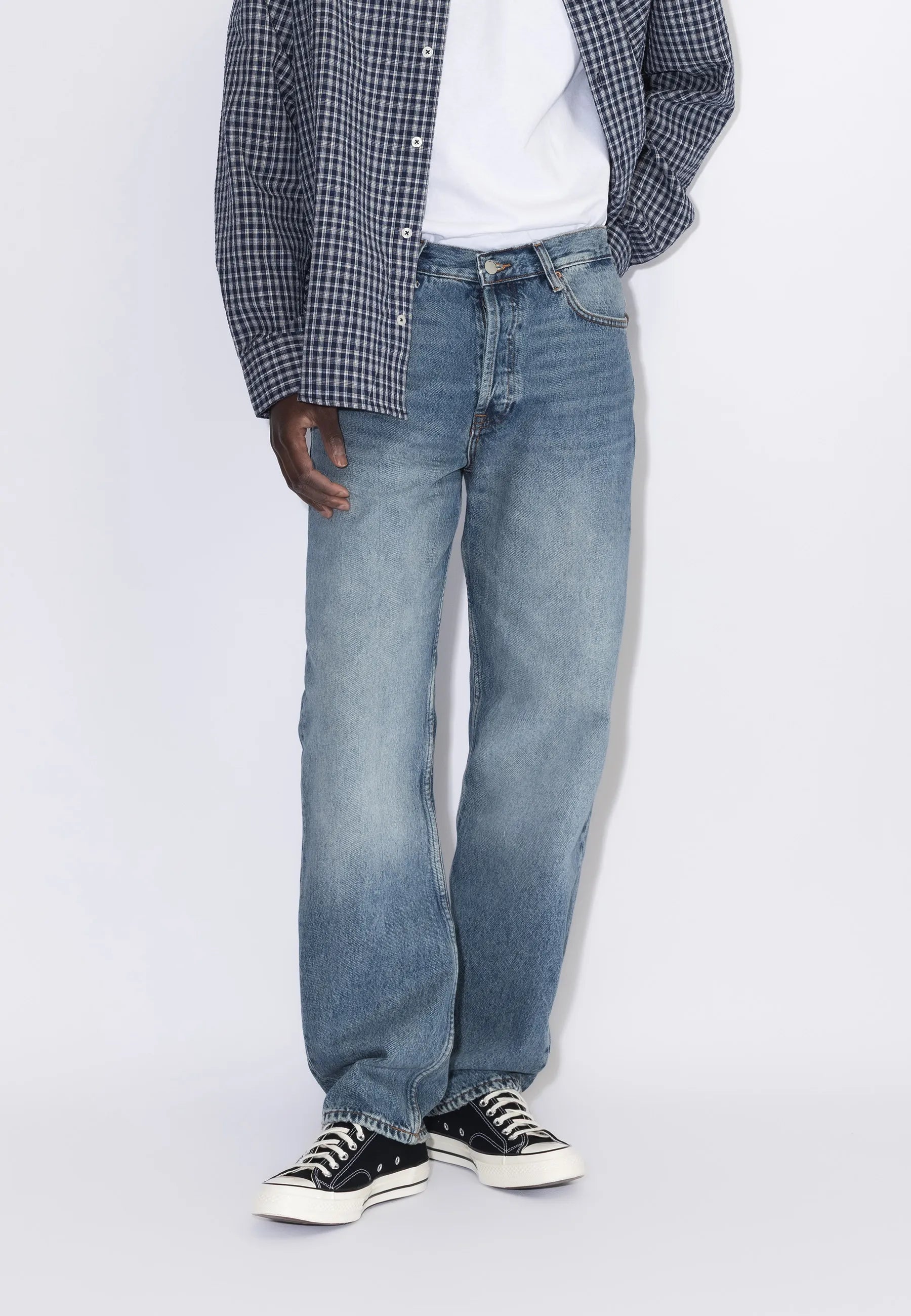 2010110L02_DrDenim_DashStraight_StreamSkyFade_Main_M3_1