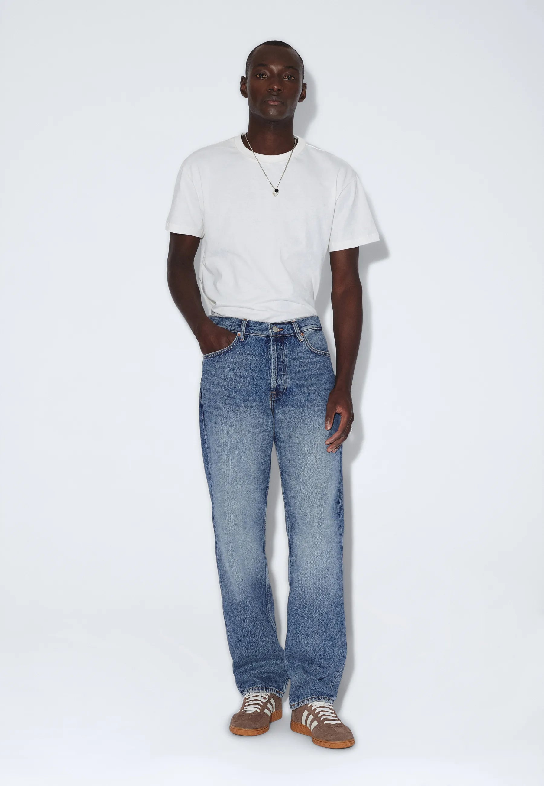 2010110L02_DrDenim_DashStraight_StreamSkyFade_main_M1_1