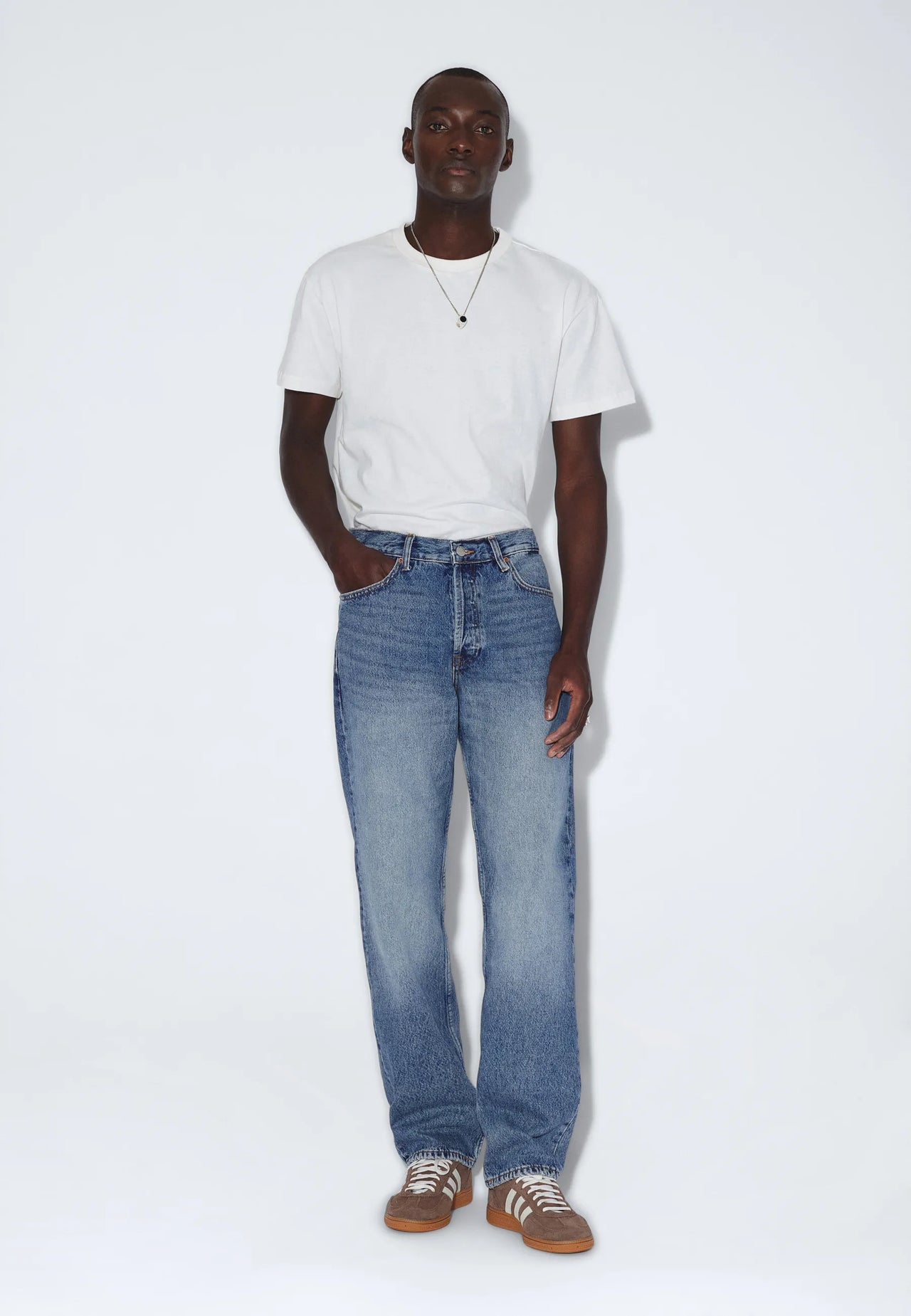 2010110L02_DrDenim_DashStraight_StreamSkyFade_main_M1_1