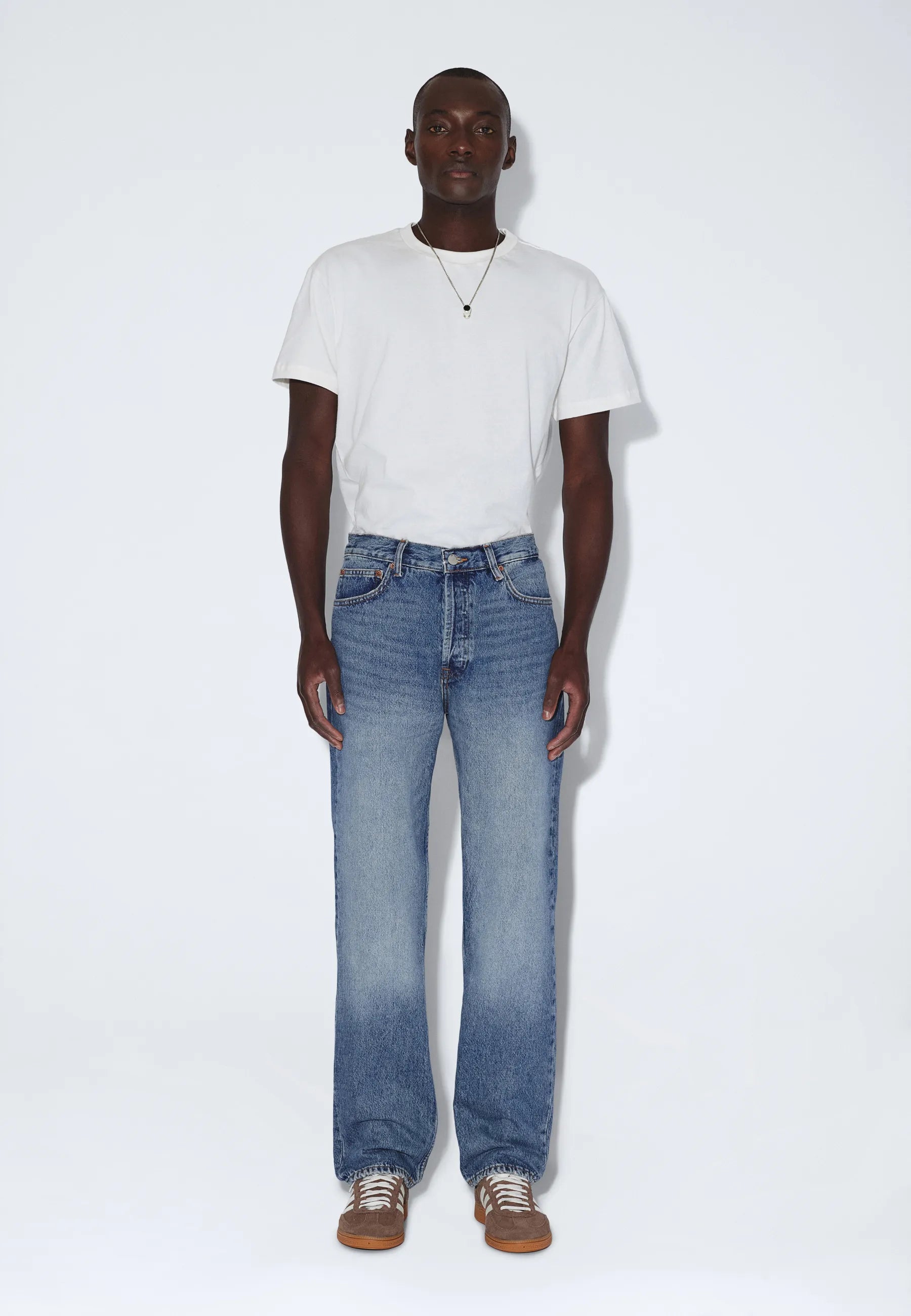 2010110L02_DrDenim_DashStraight_StreamSkyFade_main_M1_2