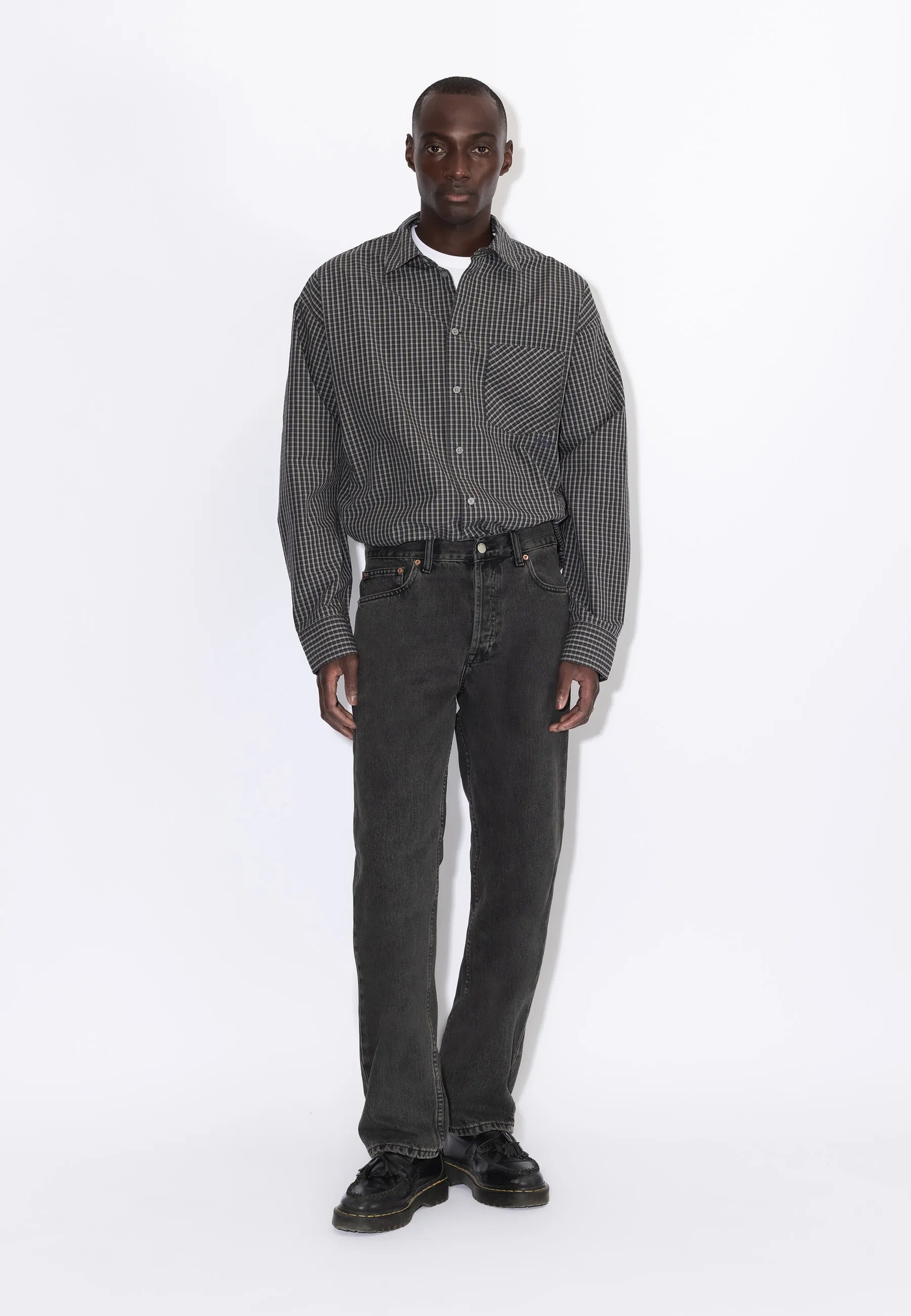 2010110V60_DrDenim_DashStraight_AgedBlack_Main_M1_5