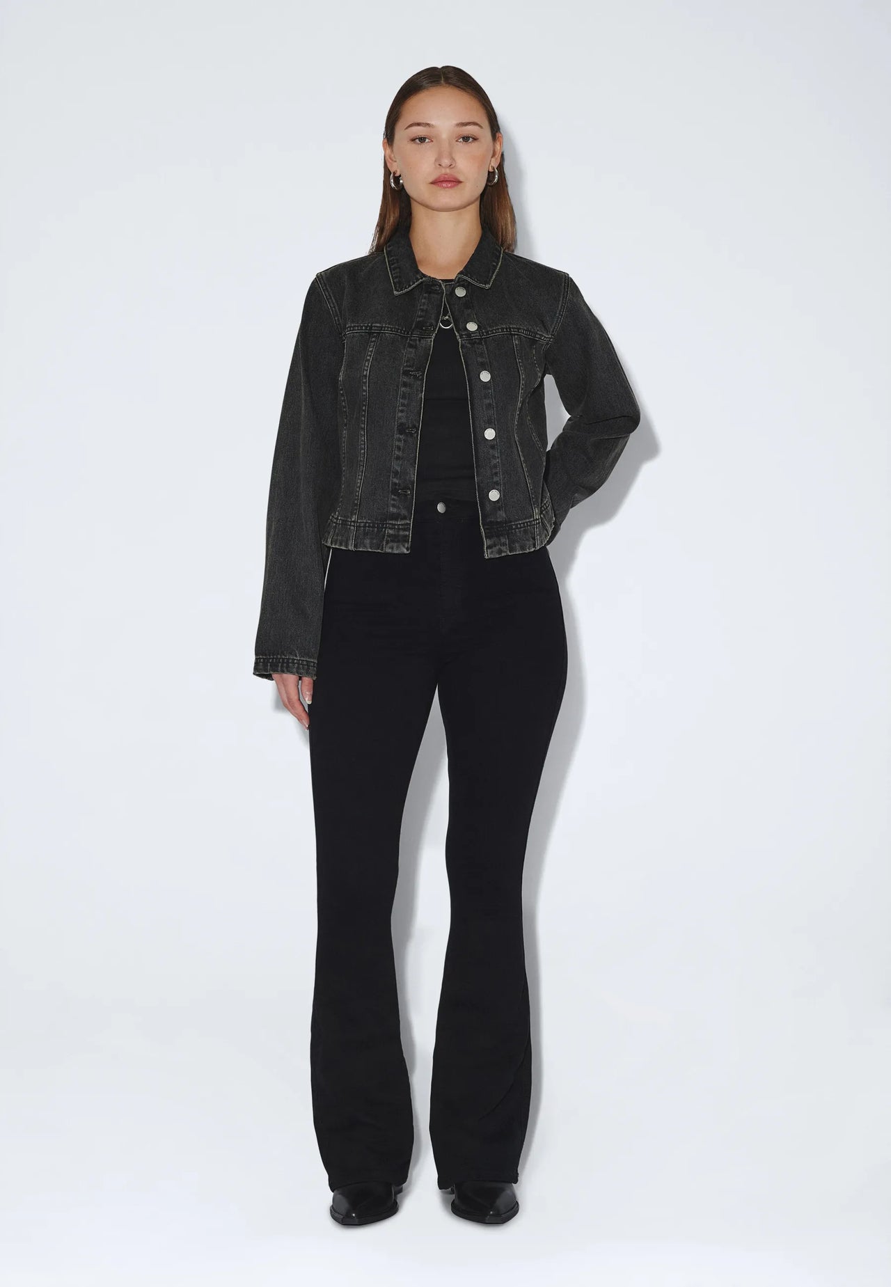 2030102101_DrDenim_MoxyHighFlare_Black_main_W1_1