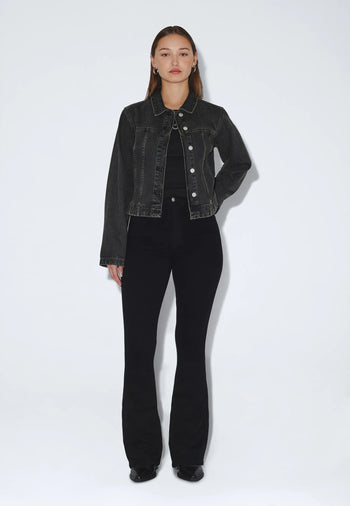 2030102101_DrDenim_MoxyHighFlare_Black_main_W1_3