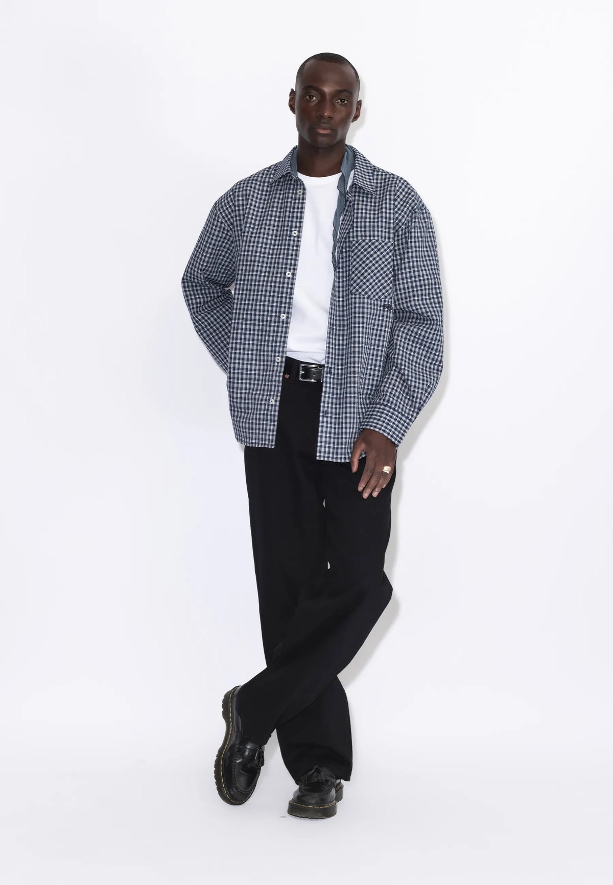 2110102101_DrDenim_OmarRelaxed_Black_Main_M1_3