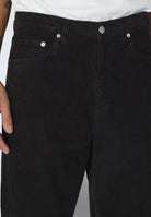 2110102102_DrDenim_OmarRelaxed_BlackCord_main_M5_1